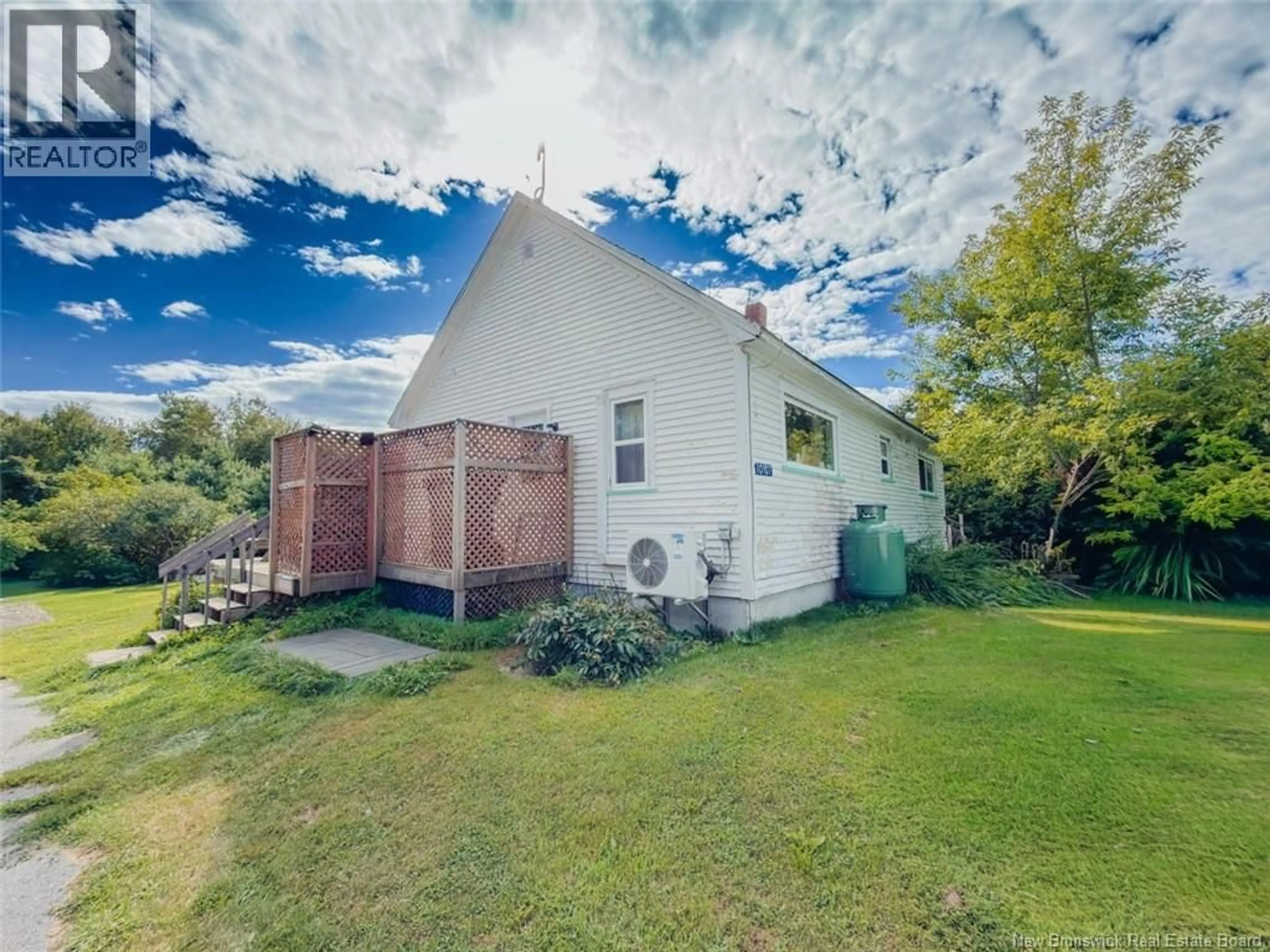 A pic from outside/outdoor area/front of a property/back of a property/a pic from drone, unknown for 10107 ROUTE 105, Beechwood New Brunswick E7J2A5