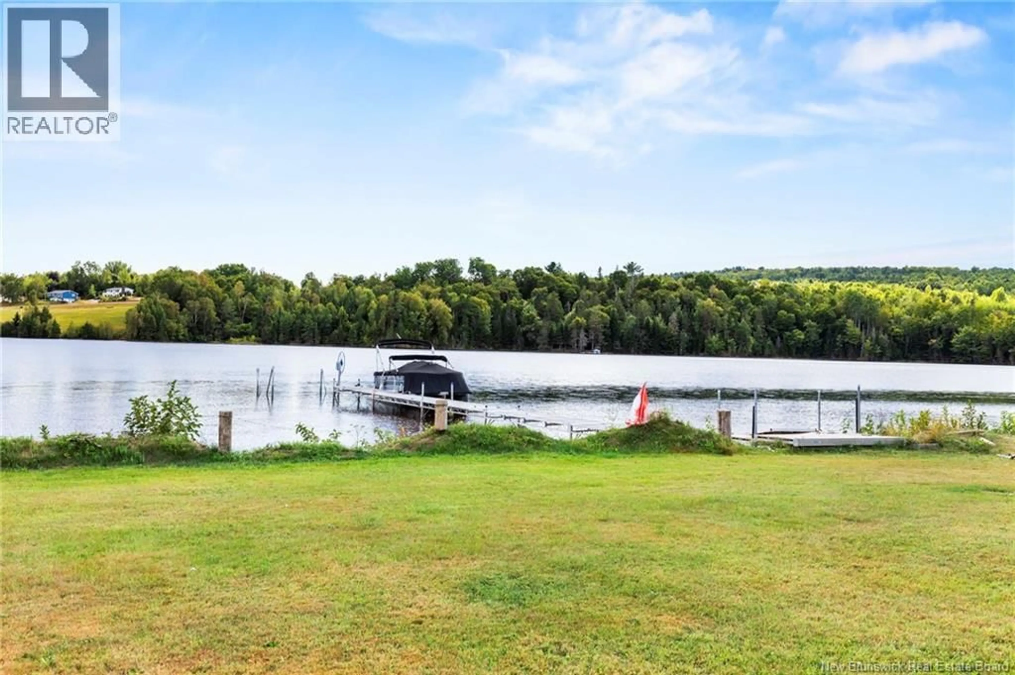 A pic from outside/outdoor area/front of a property/back of a property/a pic from drone, water/lake/river/ocean view for 723 ROUTE 105, Nackawic New Brunswick E6G1V4