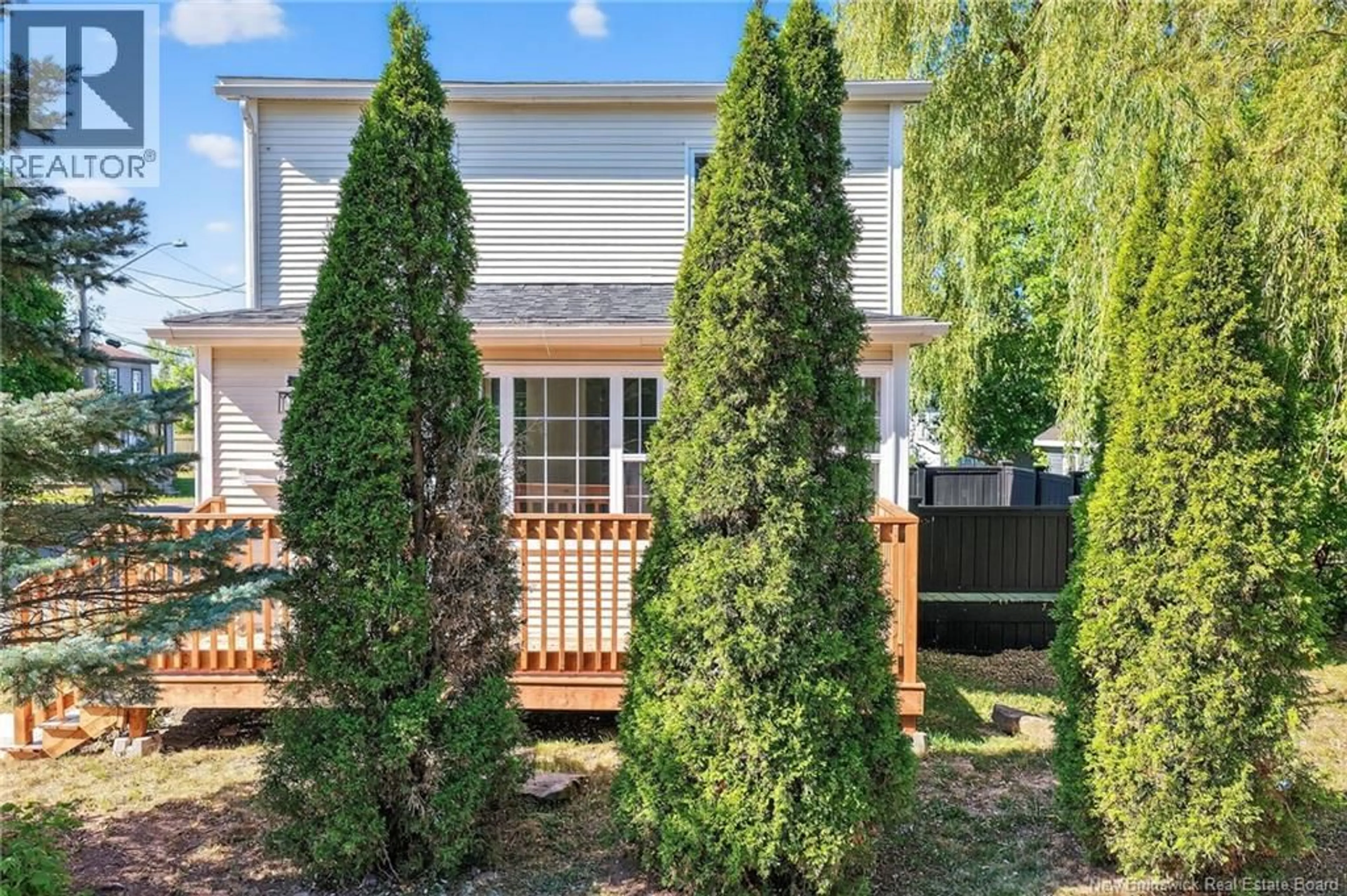A pic from outside/outdoor area/front of a property/back of a property/a pic from drone, street for 42 GERMAIN, Moncton New Brunswick E1A3X6
