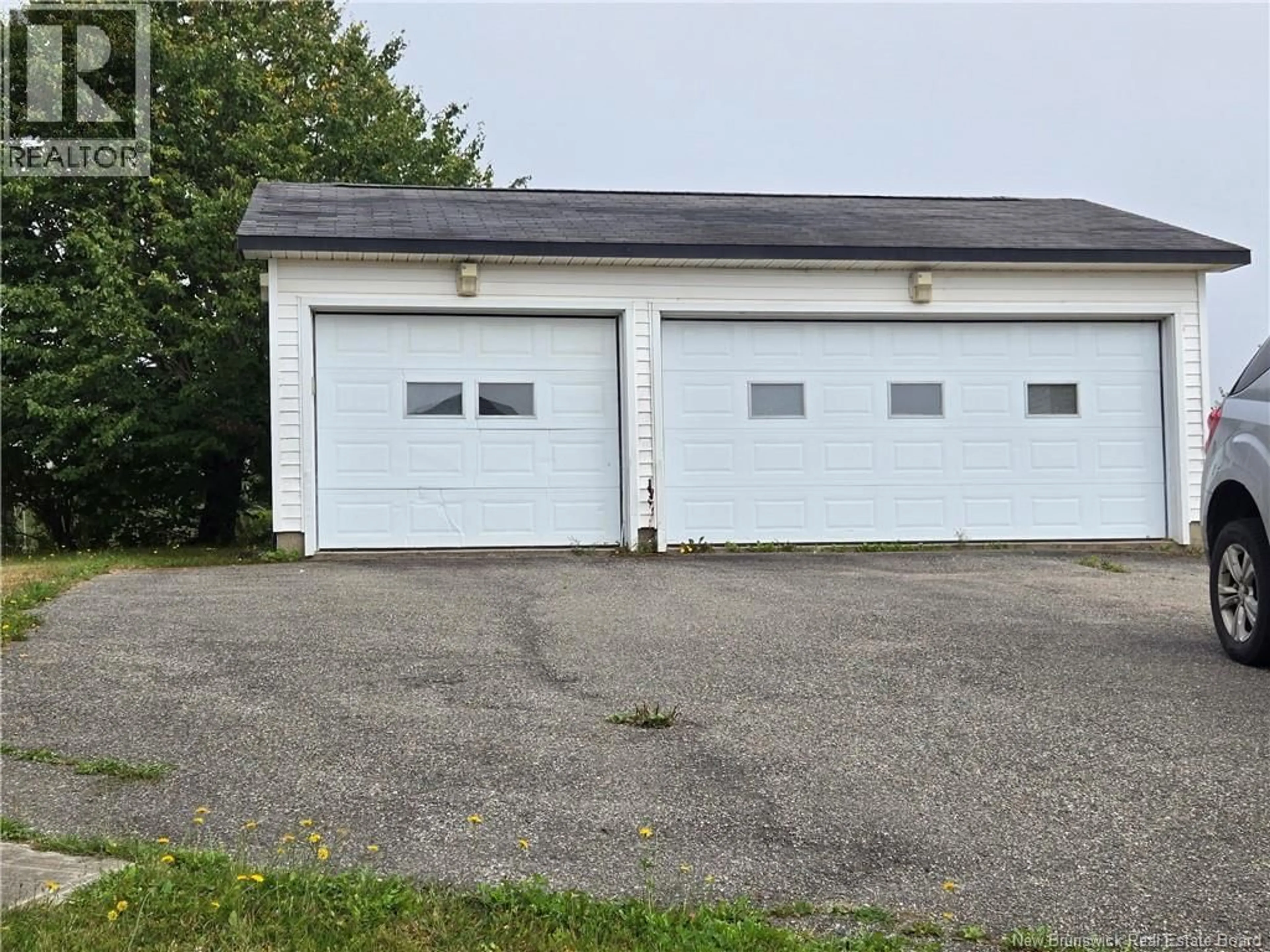 Indoor garage for 101 RED HEAD ROAD, Saint John New Brunswick E2S1P5
