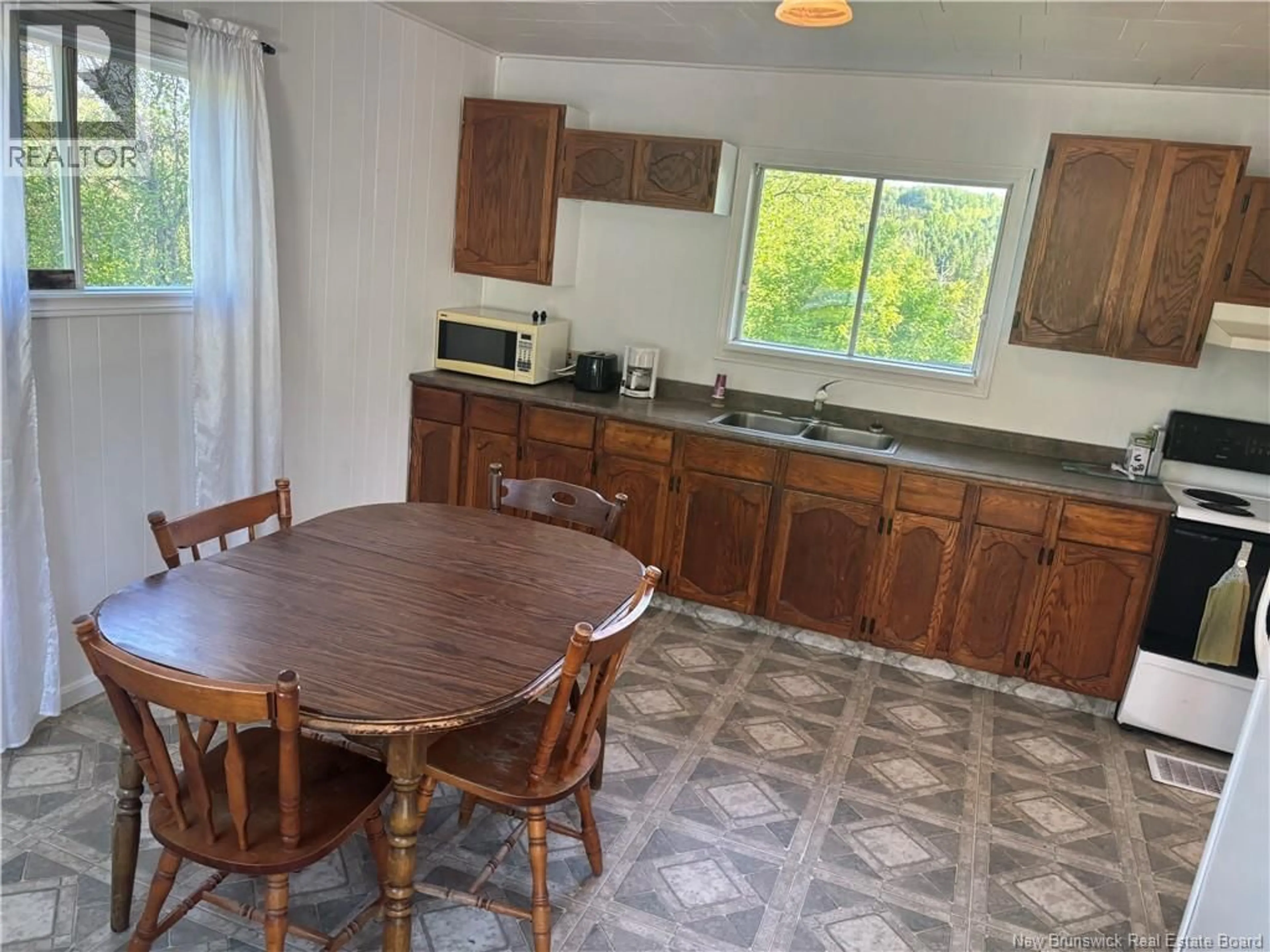 Standard kitchen, unknown for 4597 JUNIPER ROAD, Florenceville-Bristol New Brunswick E7L2J9