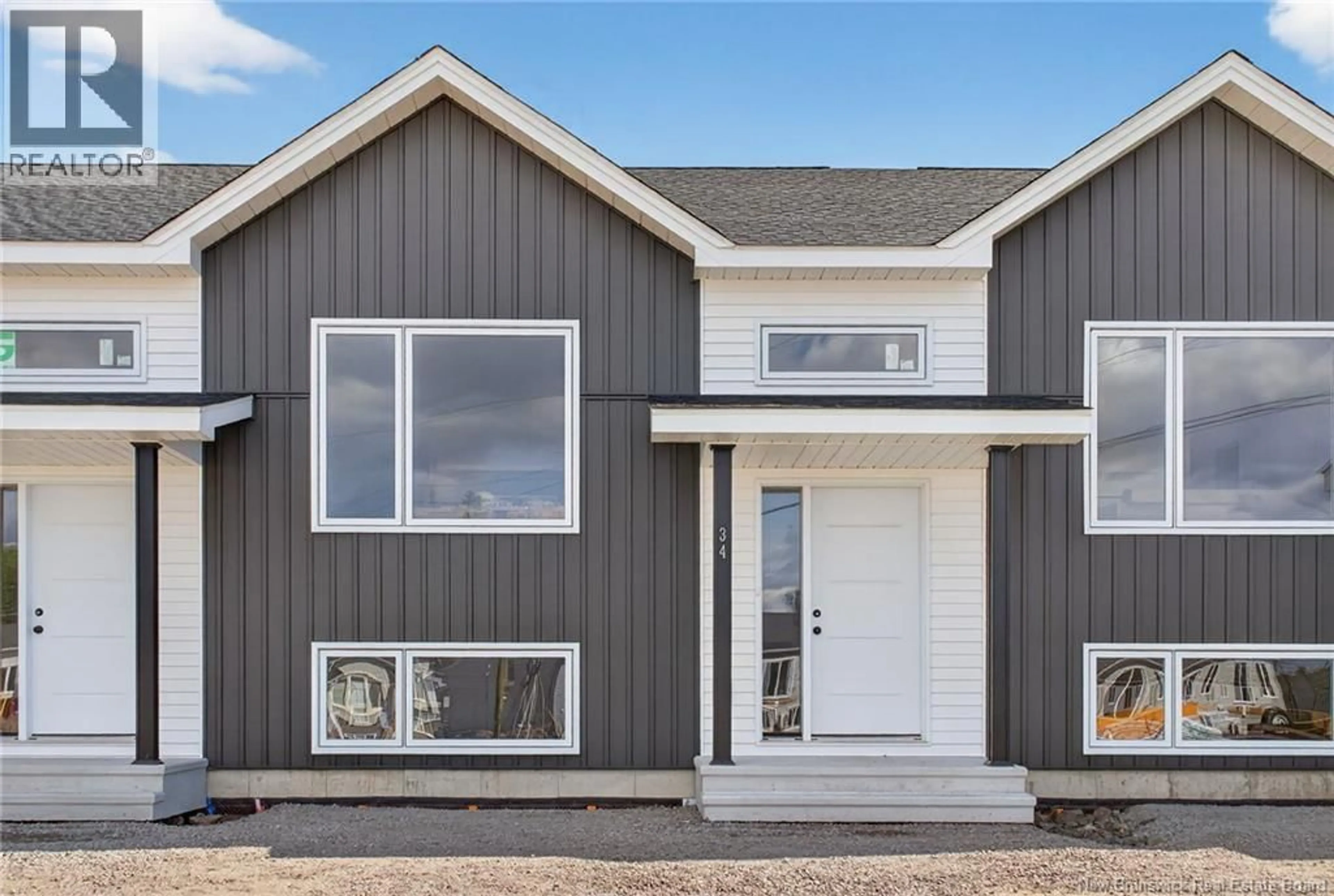 Home with vinyl exterior material, unknown for 34 CEDRIC COURT, Dieppe New Brunswick E1A7K4