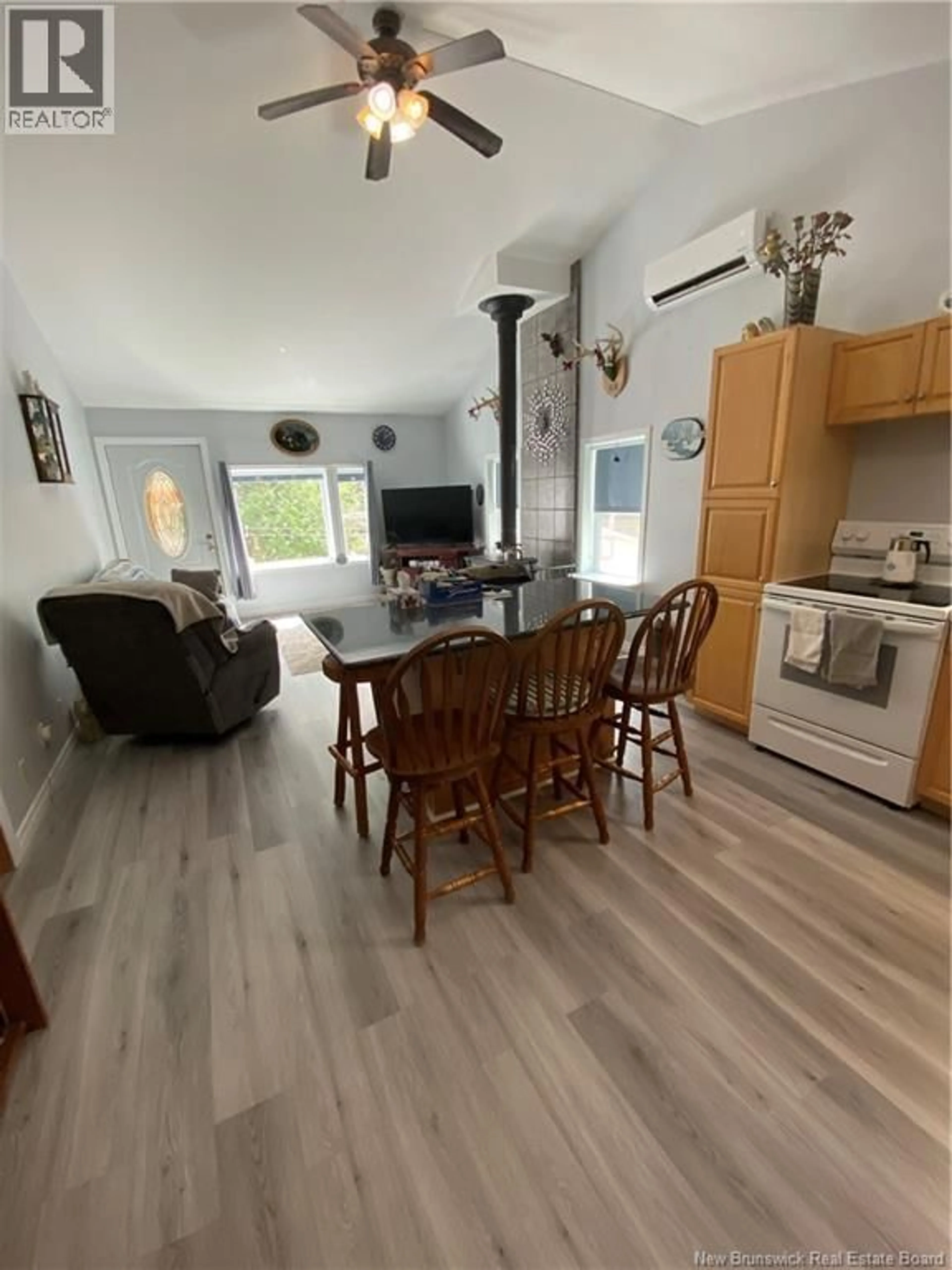 Open concept kitchen, unknown for 212 ROUTE 735, Mayfield New Brunswick E3L5E8