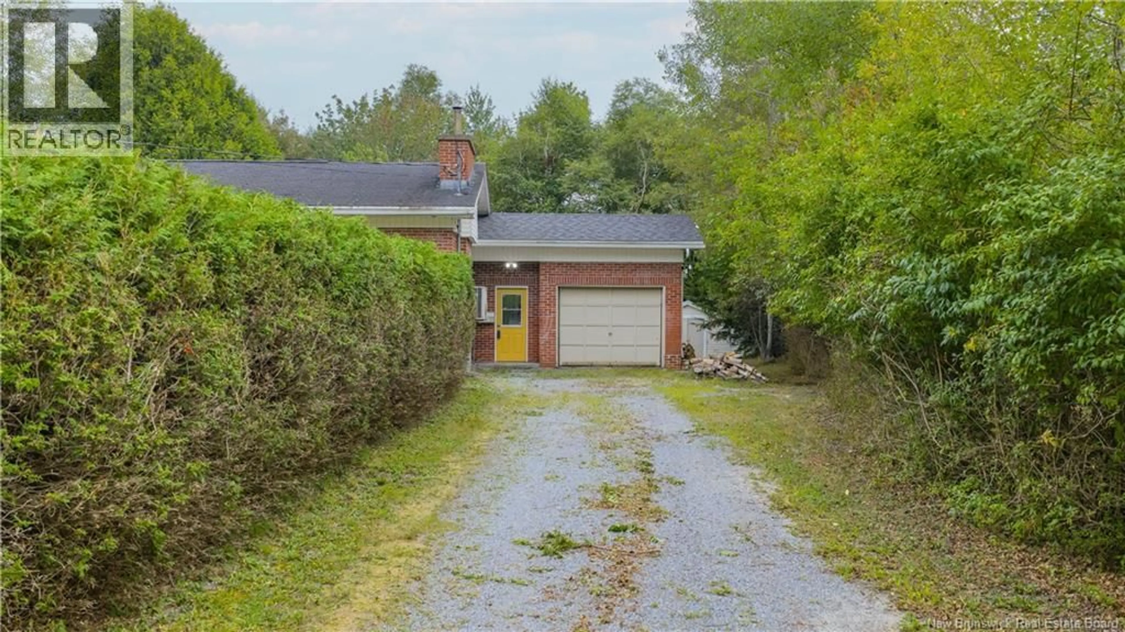 A pic from outside/outdoor area/front of a property/back of a property/a pic from drone, street for 19 FRANCES AVENUE, Rothesay New Brunswick E2E1W7
