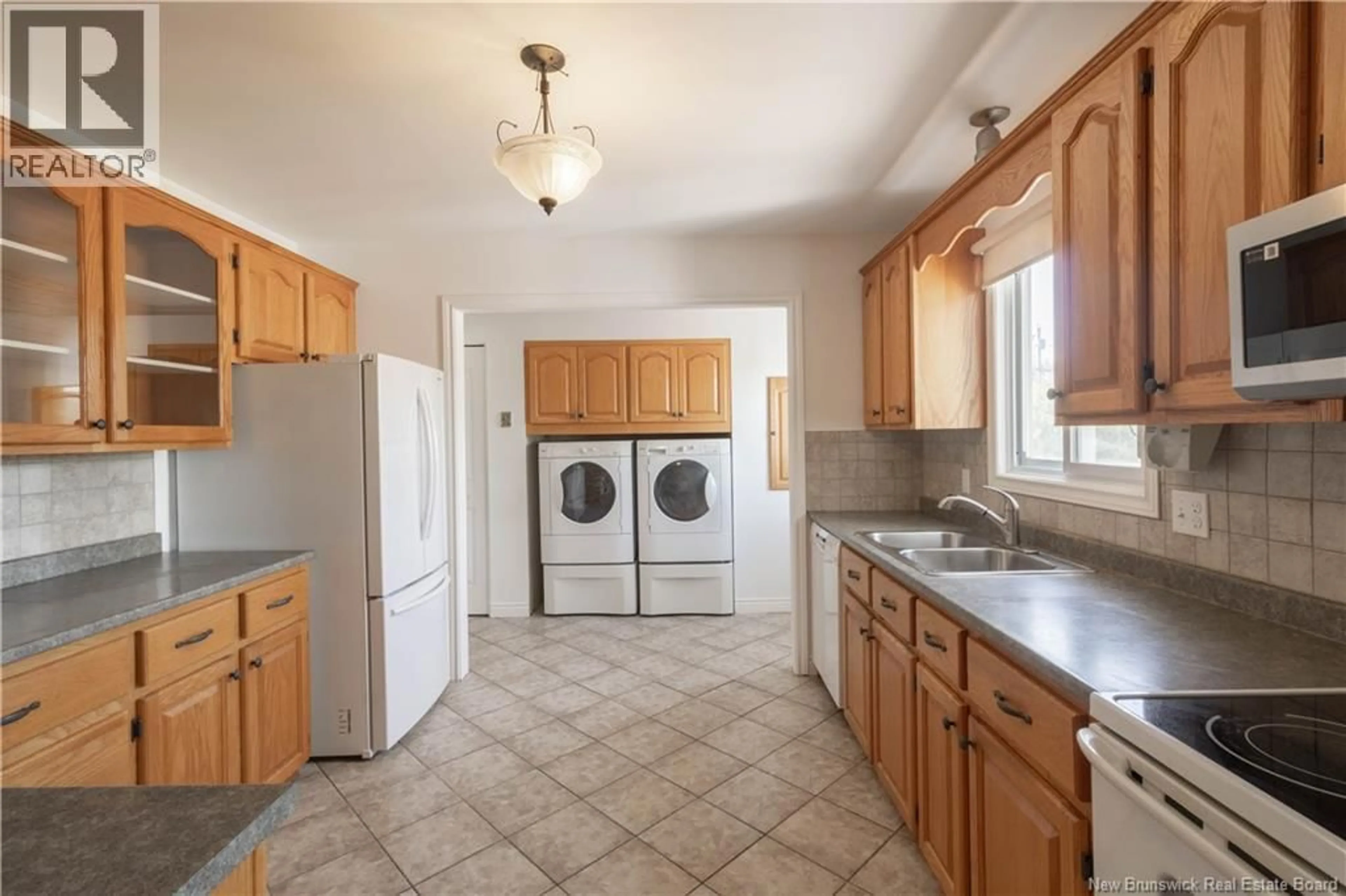 Standard kitchen, unknown for 48 COUGLE ROAD, Sussex Corner New Brunswick E4E2S6