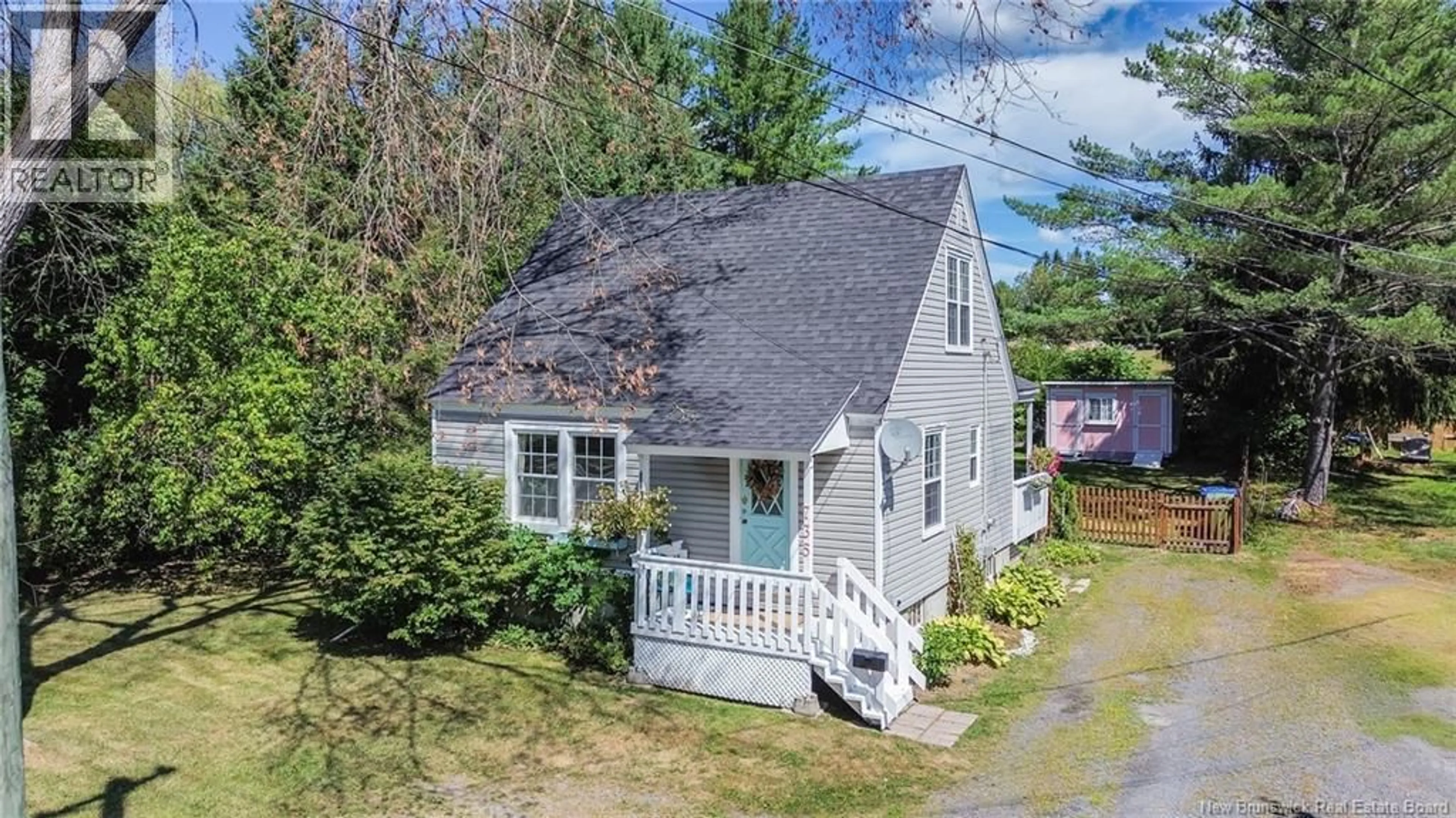 A pic from outside/outdoor area/front of a property/back of a property/a pic from drone, street for 735 MACLAREN AVENUE, Fredericton New Brunswick E3A3L4