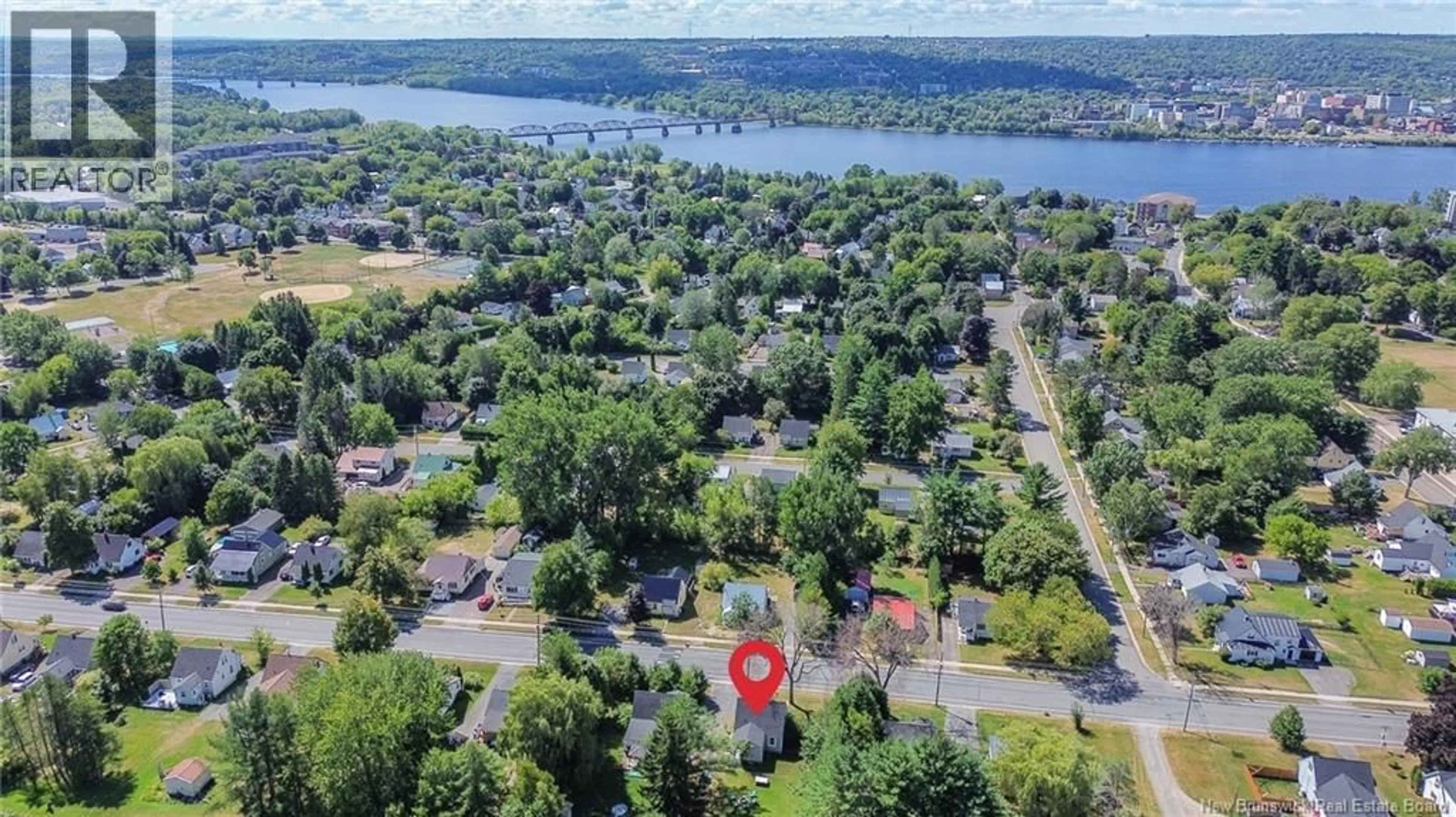 A pic from outside/outdoor area/front of a property/back of a property/a pic from drone, water/lake/river/ocean view for 735 MACLAREN AVENUE, Fredericton New Brunswick E3A3L4