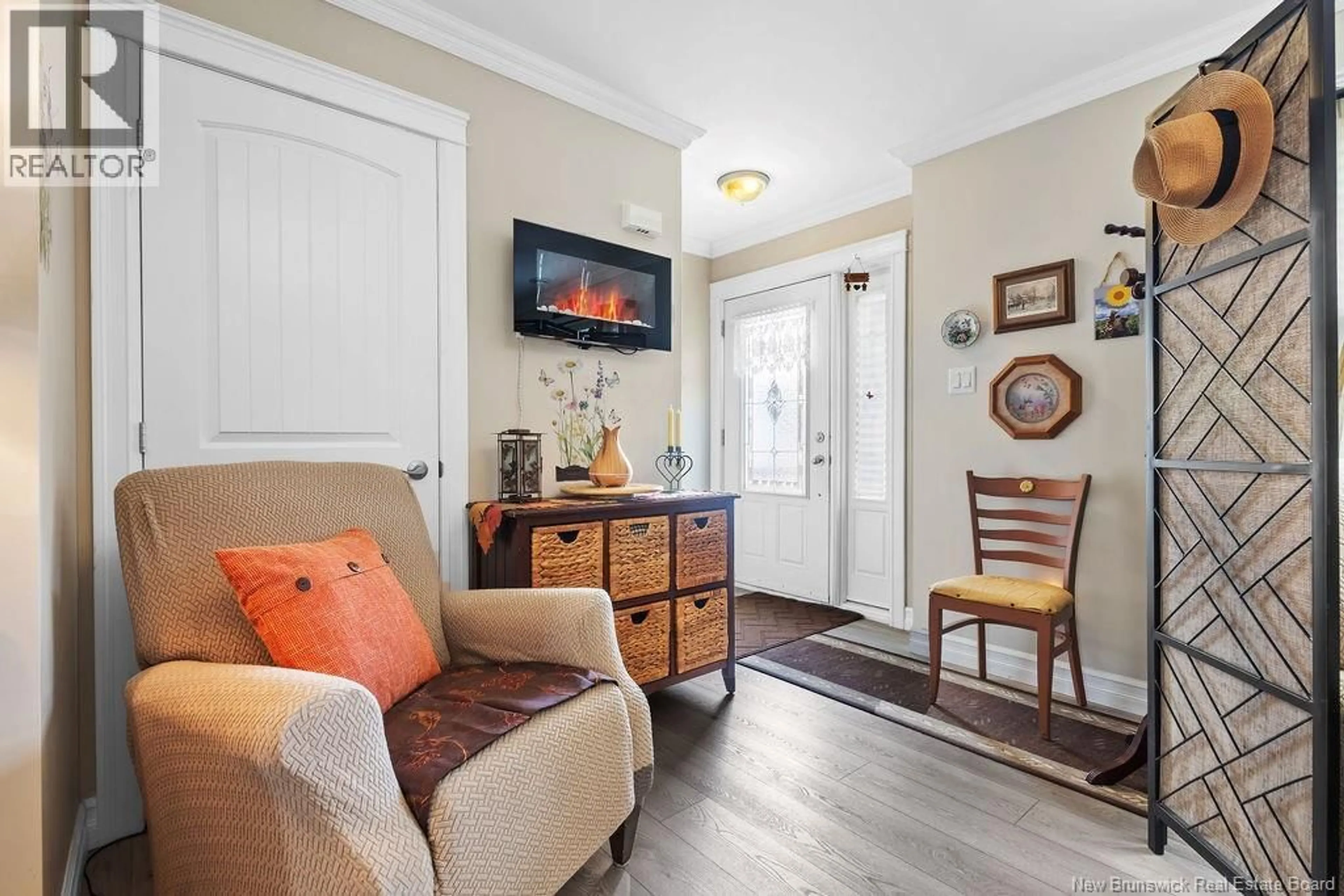 Indoor entryway for 465 WILLISTON DRIVE, Miramichi New Brunswick E1V5X8
