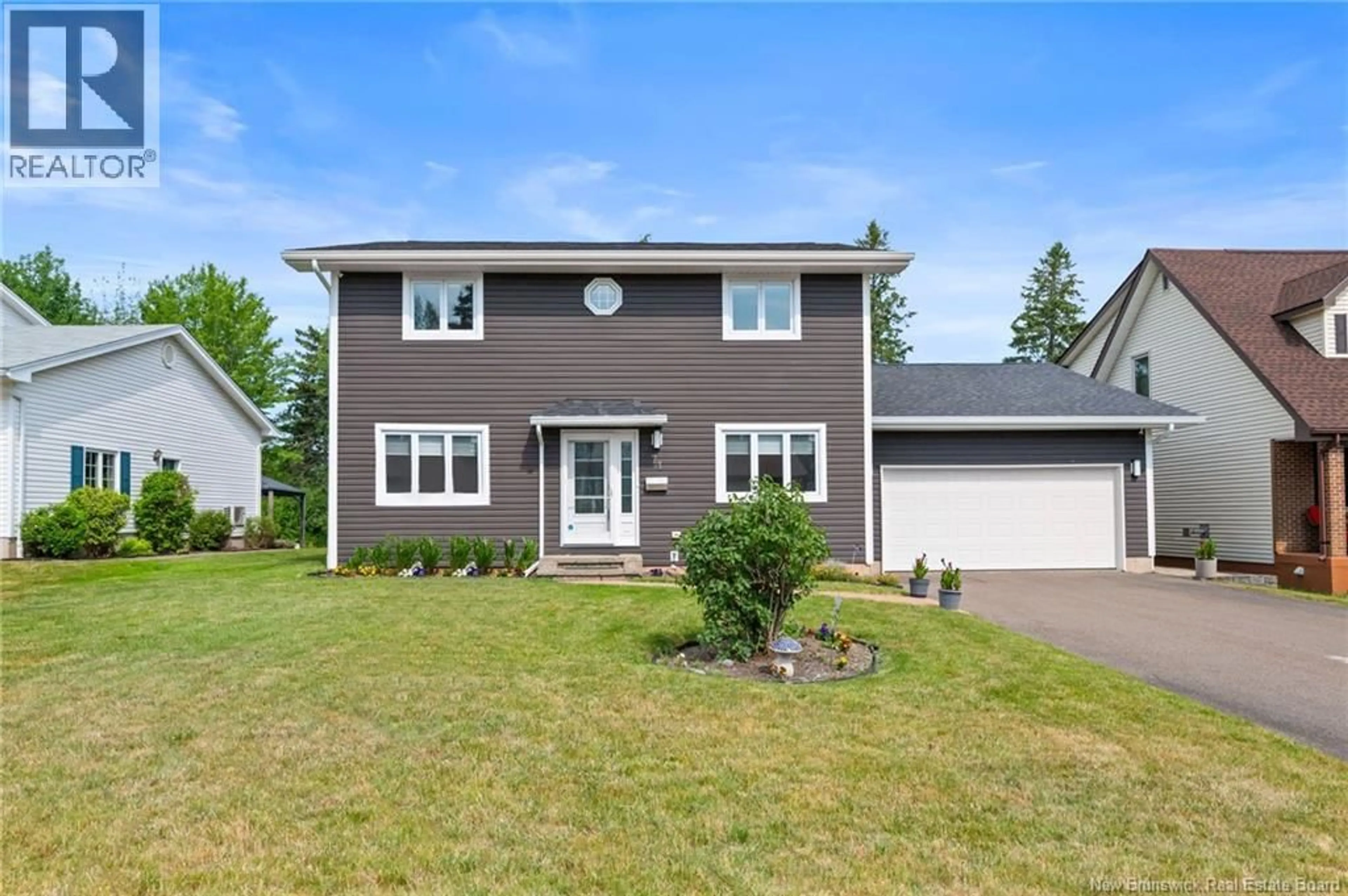 Home with vinyl exterior material, street for 71 TAMARACK TERRACE, Moncton New Brunswick E1A5R1