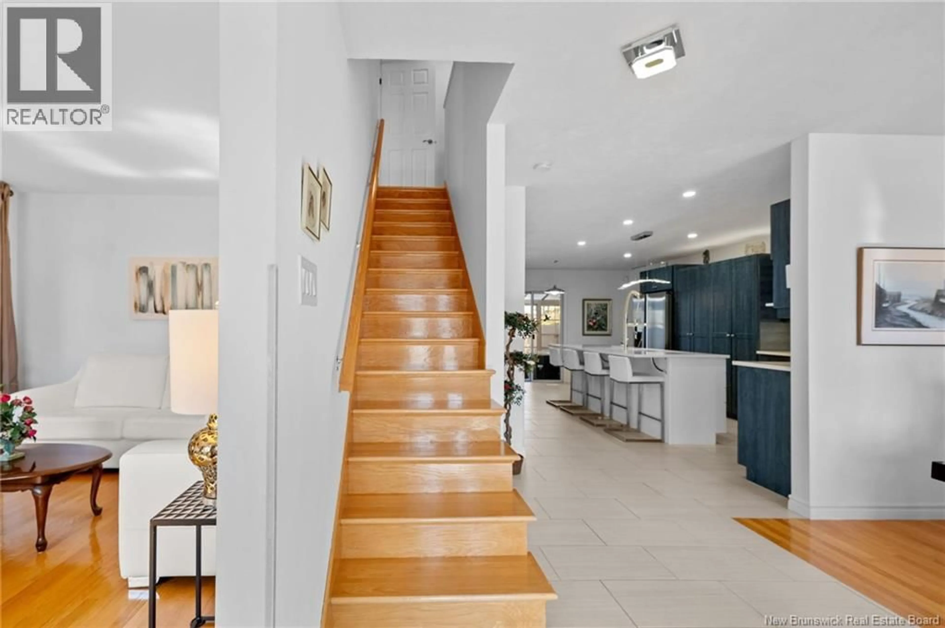 Indoor foyer for 71 TAMARACK TERRACE, Moncton New Brunswick E1A5R1