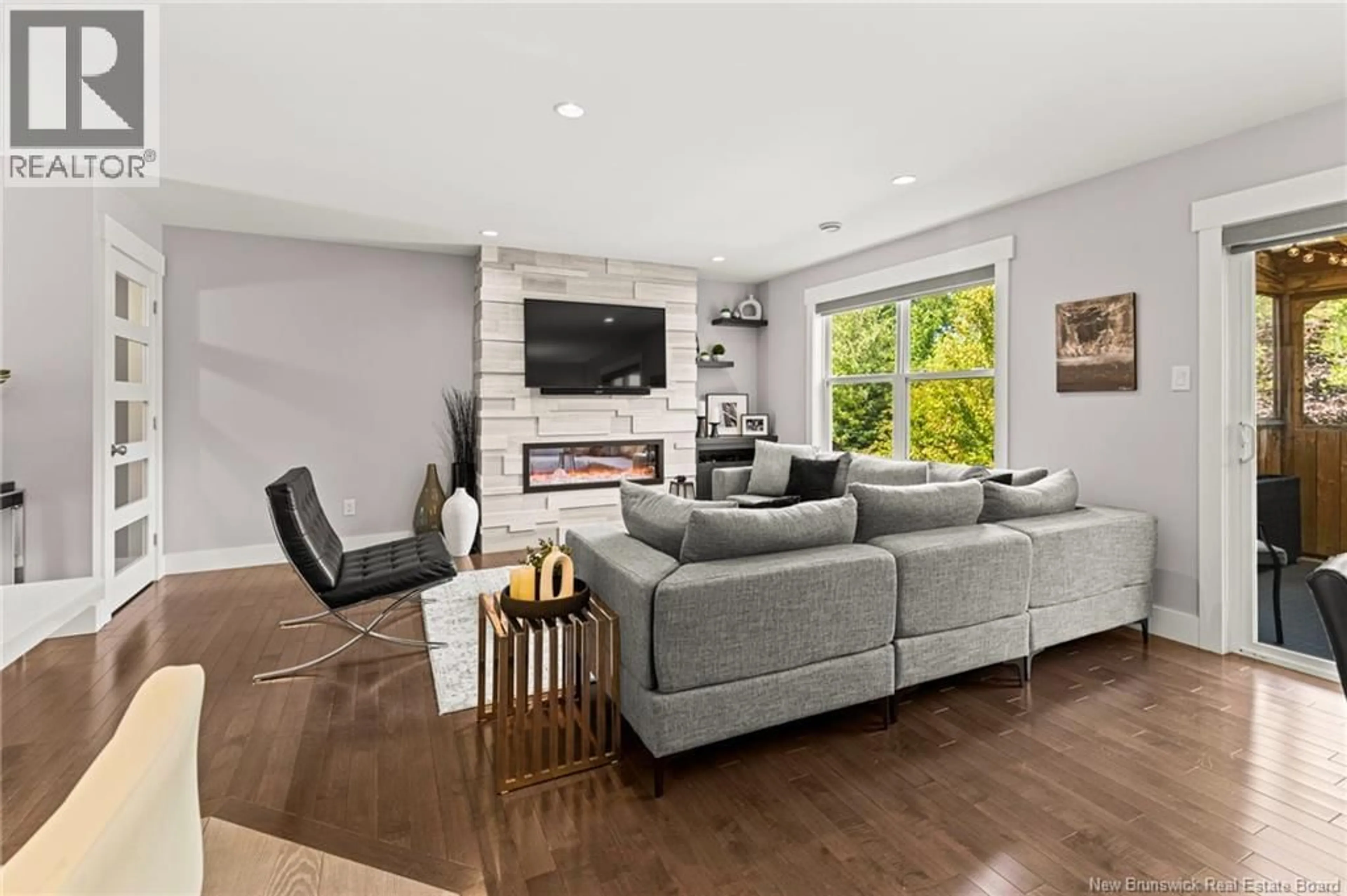 Living room with furniture, unknown for 363 DOLBEAU, Dieppe New Brunswick E1A9P9