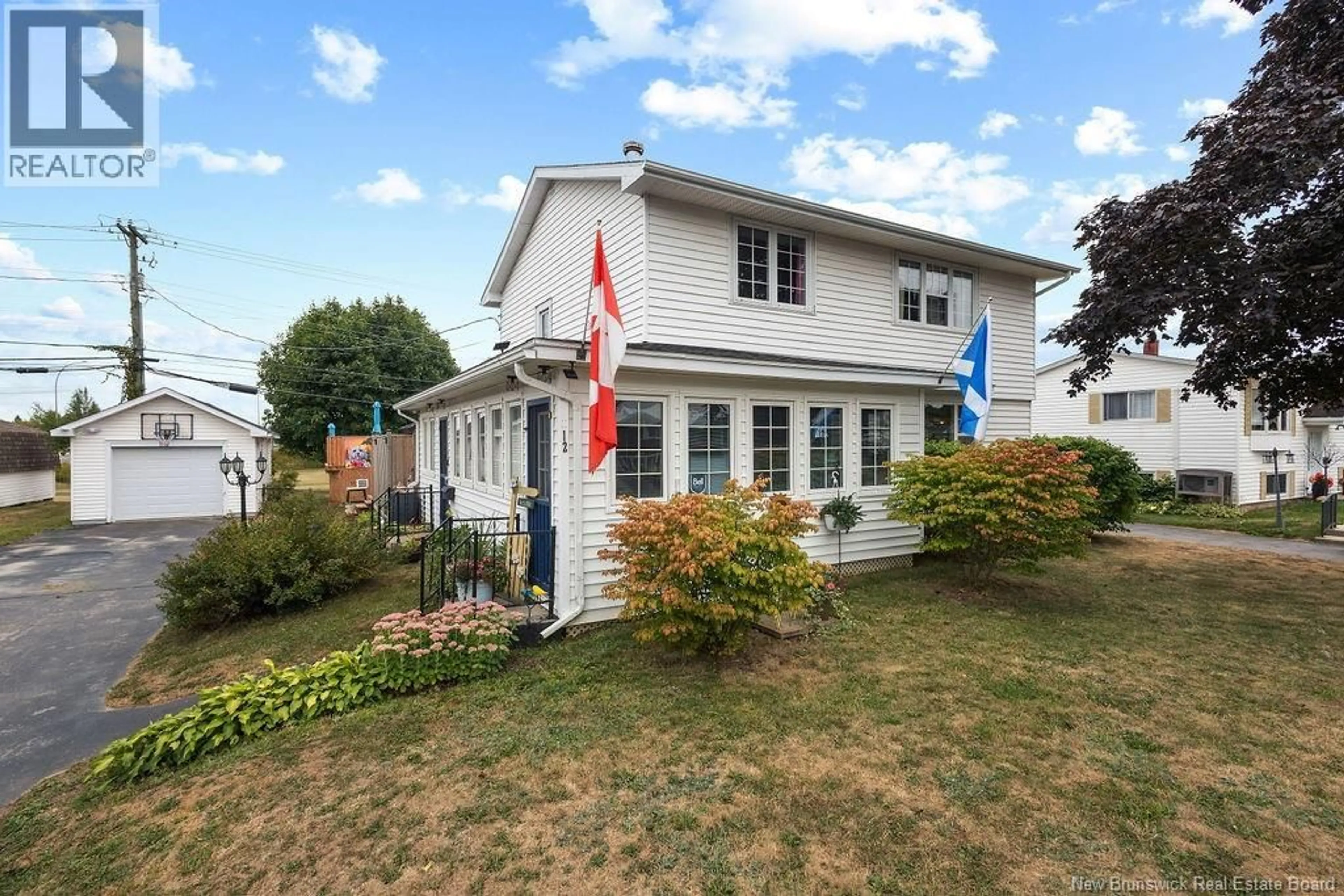 Home with vinyl exterior material, unknown for 12 ST THOMAS, Miramichi New Brunswick E1N1Z1