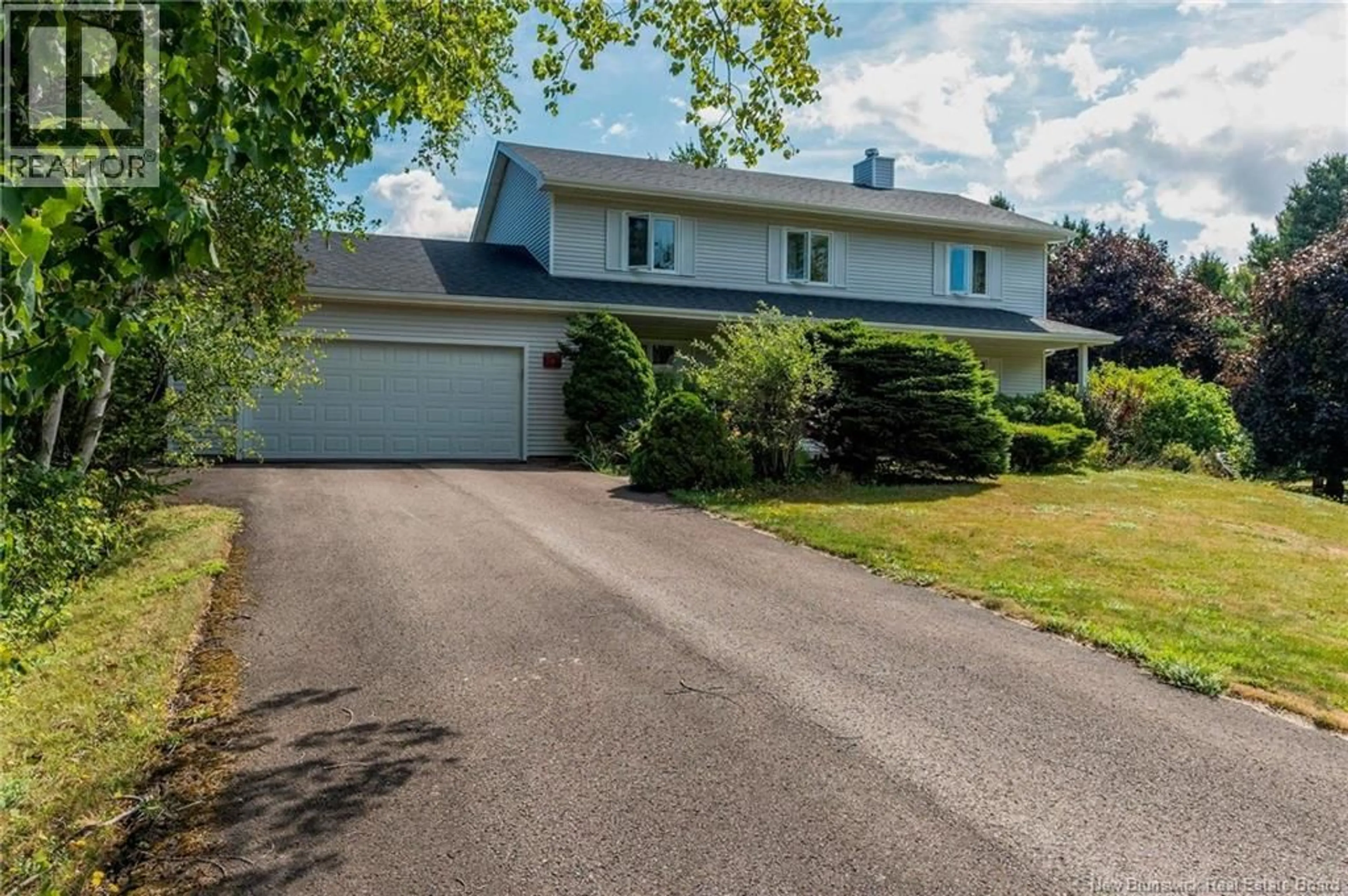 A pic from outside/outdoor area/front of a property/back of a property/a pic from drone, street for 51 WEST, Sackville New Brunswick E4L4P2