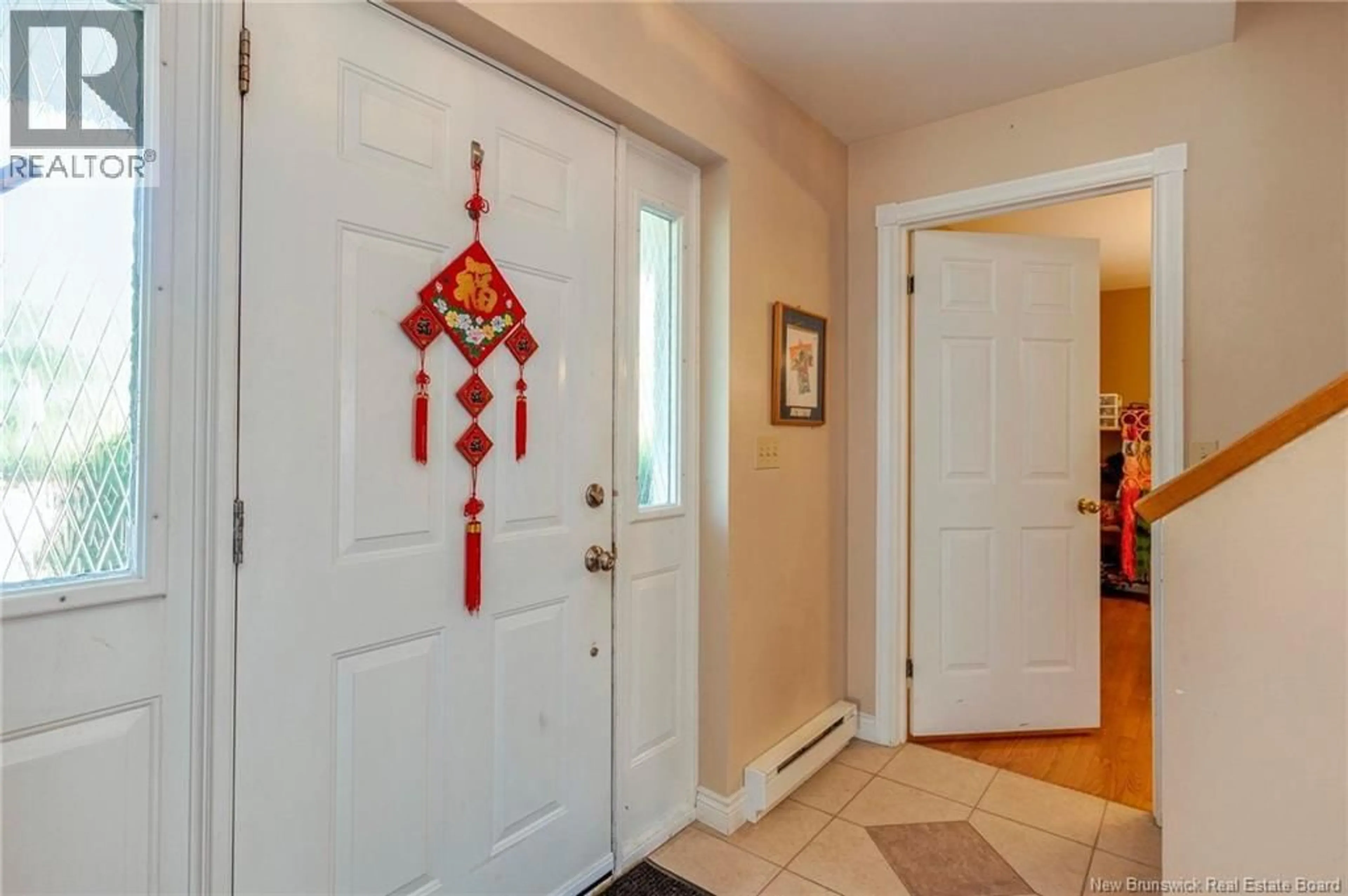 Indoor entryway for 51 WEST, Sackville New Brunswick E4L4P2