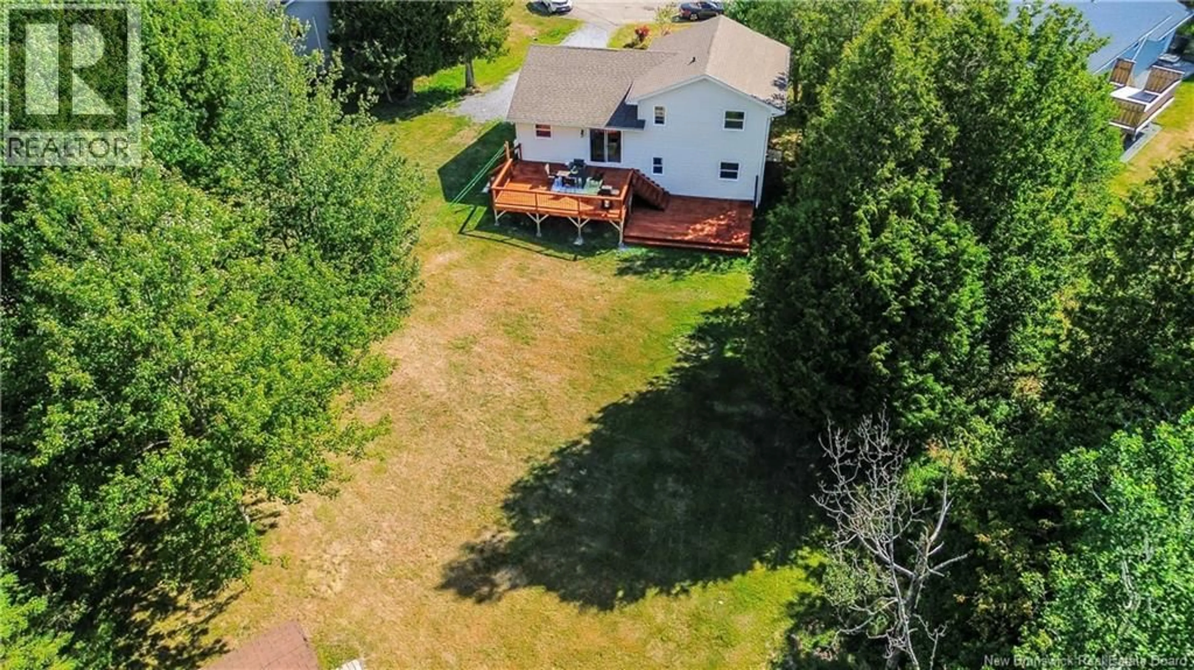 A pic from outside/outdoor area/front of a property/back of a property/a pic from drone, unknown for 10 CHILKOOT COURT, Quispamsis New Brunswick E2E6C2
