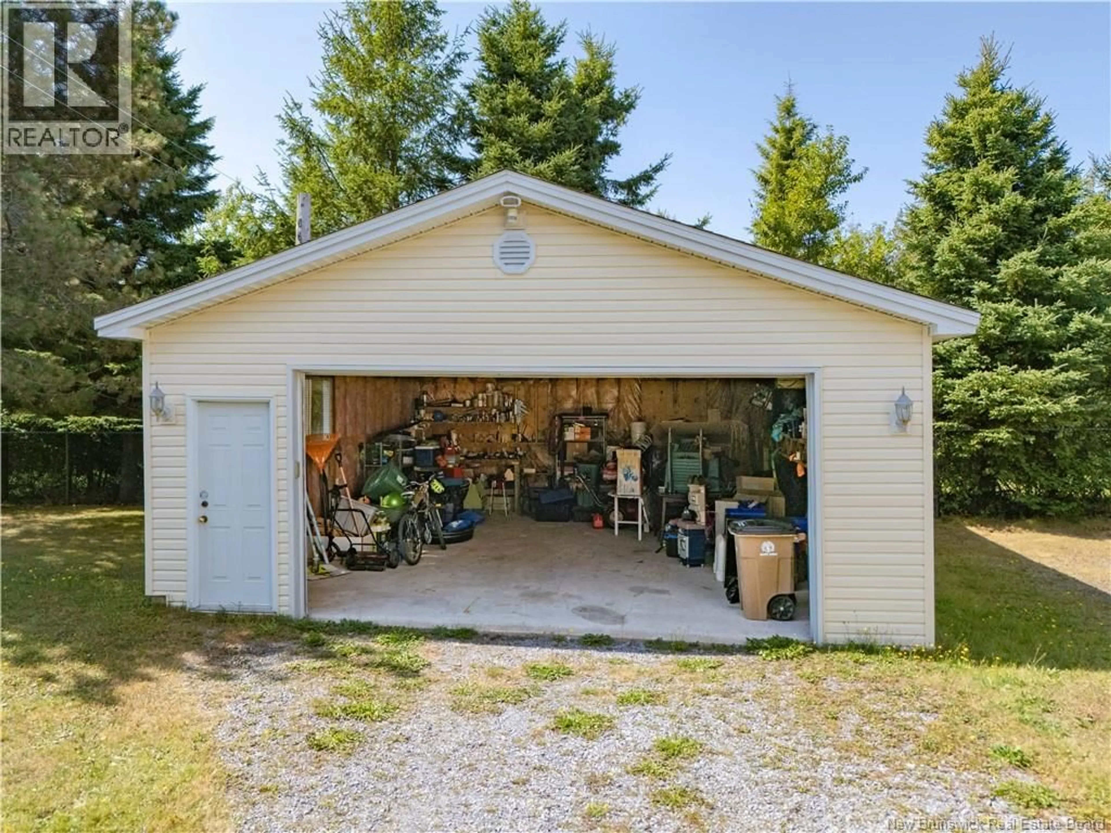 Indoor garage for 4 YORK STREET, Saint John New Brunswick E2J3E9