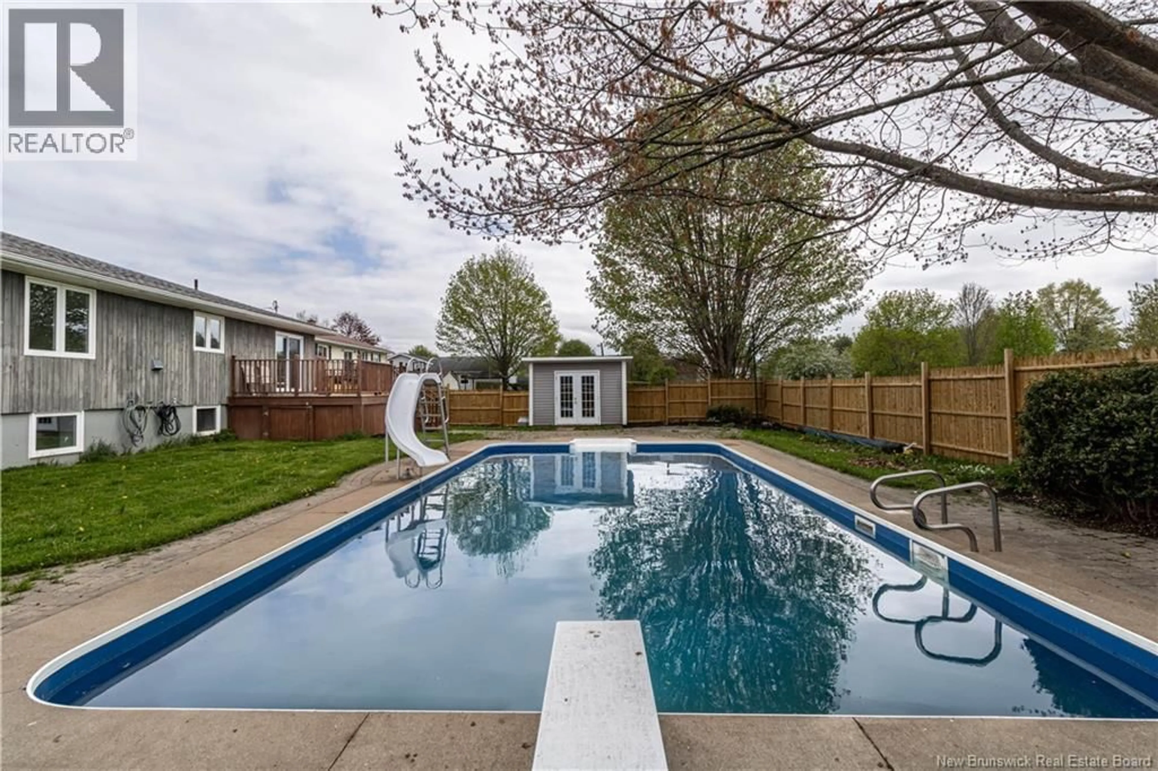 Pool for 46 CLOVER COURT, Sussex New Brunswick E4E2L9