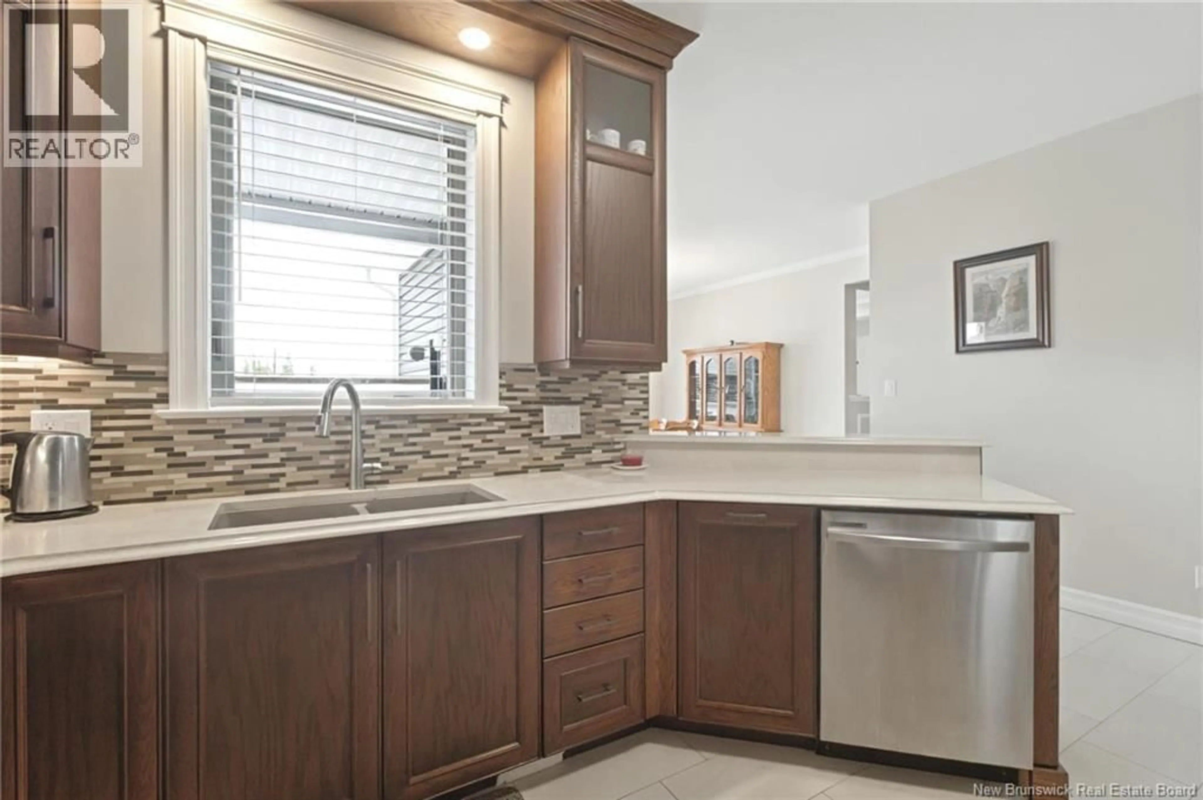 Contemporary kitchen, ceramic/tile floor for 47 LOUIS-ARTHUR COURT, Dieppe New Brunswick E1A9M5