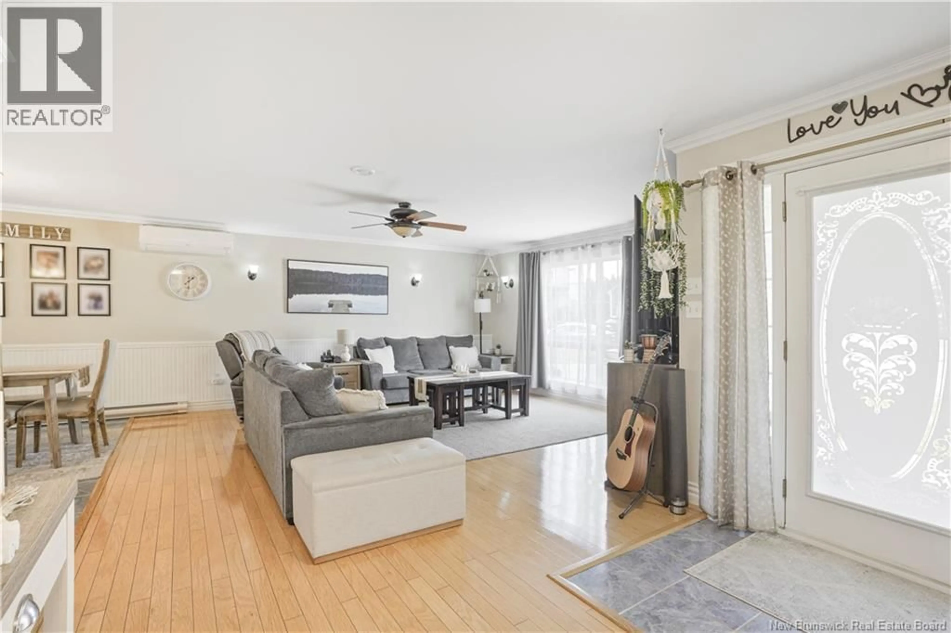 Living room with furniture, unknown for 69 LANSDOWN AVENUE, Oromocto New Brunswick E2V4J1