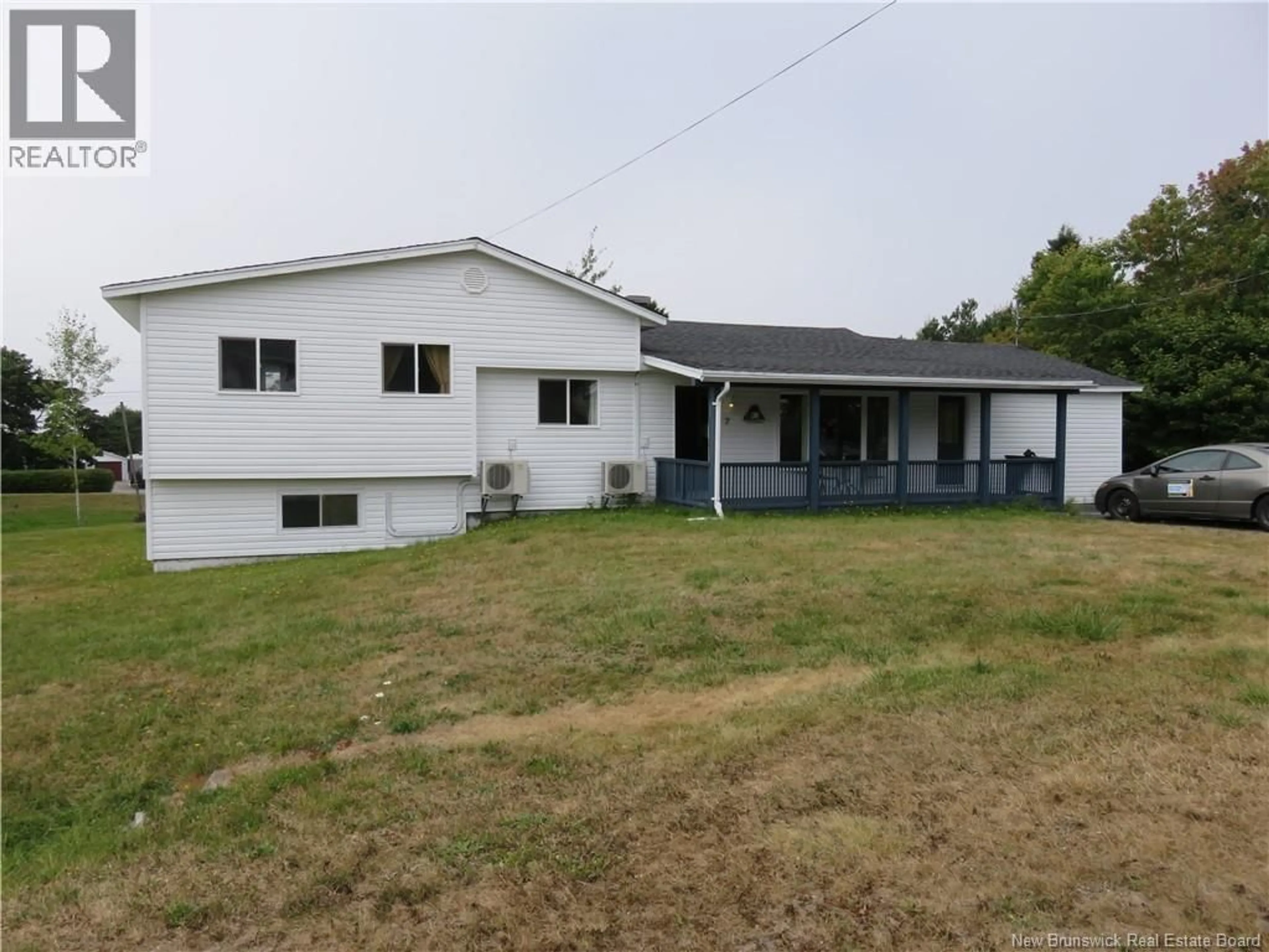 A pic from outside/outdoor area/front of a property/back of a property/a pic from drone, unknown for 7 MYLES DRIVE, Saint John New Brunswick E2J3C1