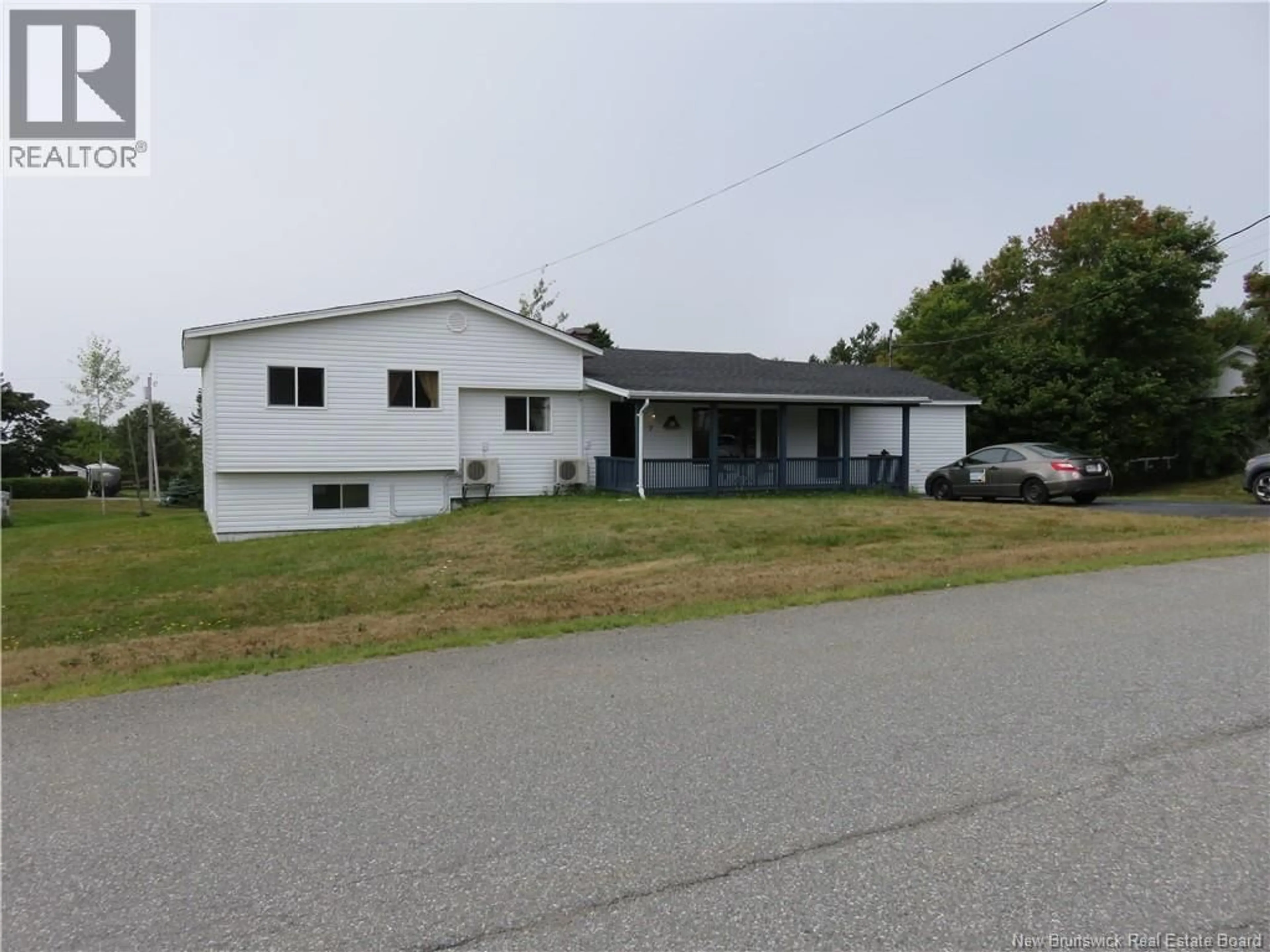 Home with vinyl exterior material, unknown for 7 MYLES DRIVE, Saint John New Brunswick E2J3C1