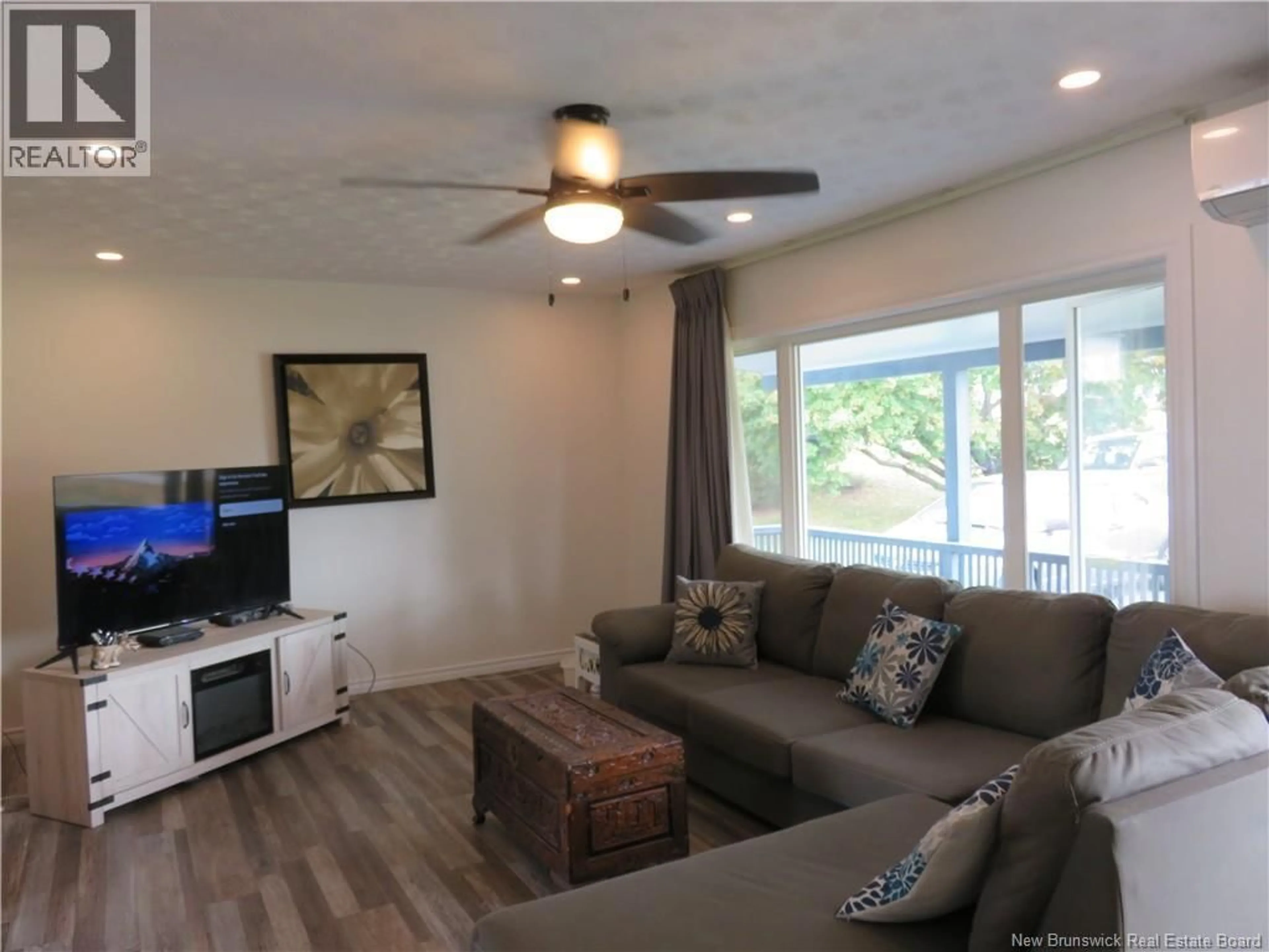 Living room with furniture, unknown for 7 MYLES DRIVE, Saint John New Brunswick E2J3C1