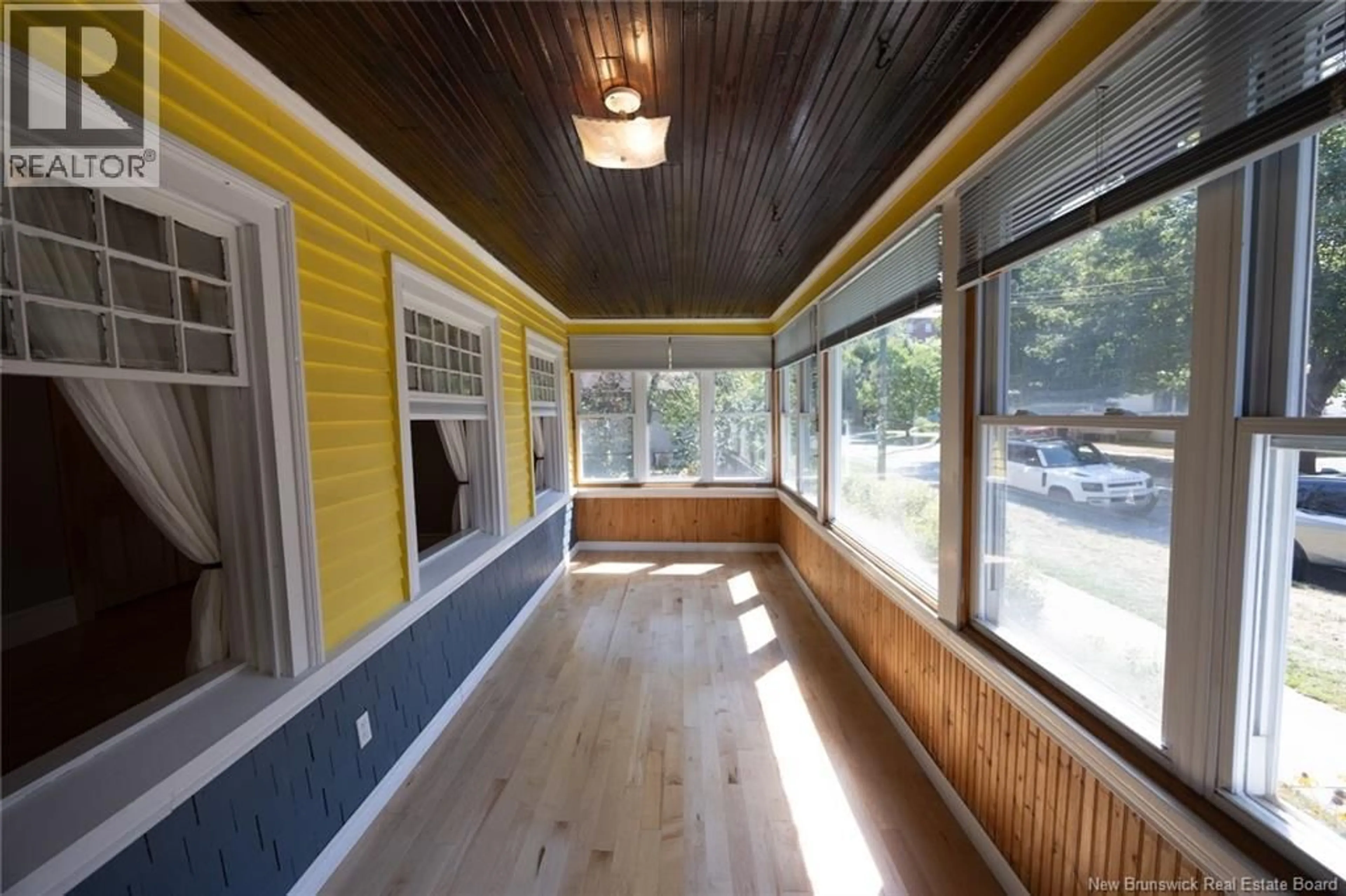 Indoor entryway for 509 ABERDEEN STREET, Fredericton New Brunswick E3B1S4