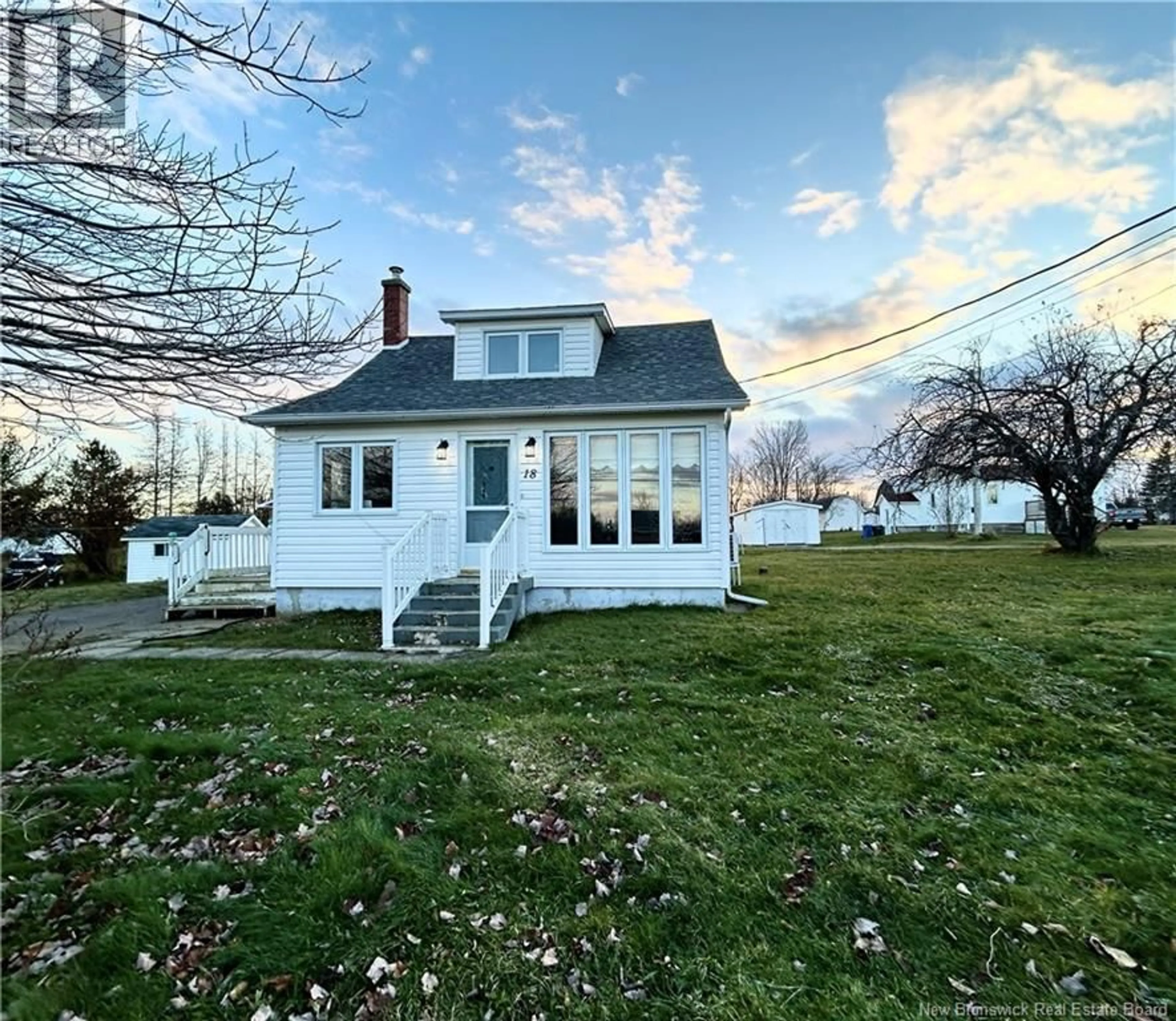 A pic from outside/outdoor area/front of a property/back of a property/a pic from drone, street for 18 TELESPHORE, Saint-Pons New Brunswick E1X3W2