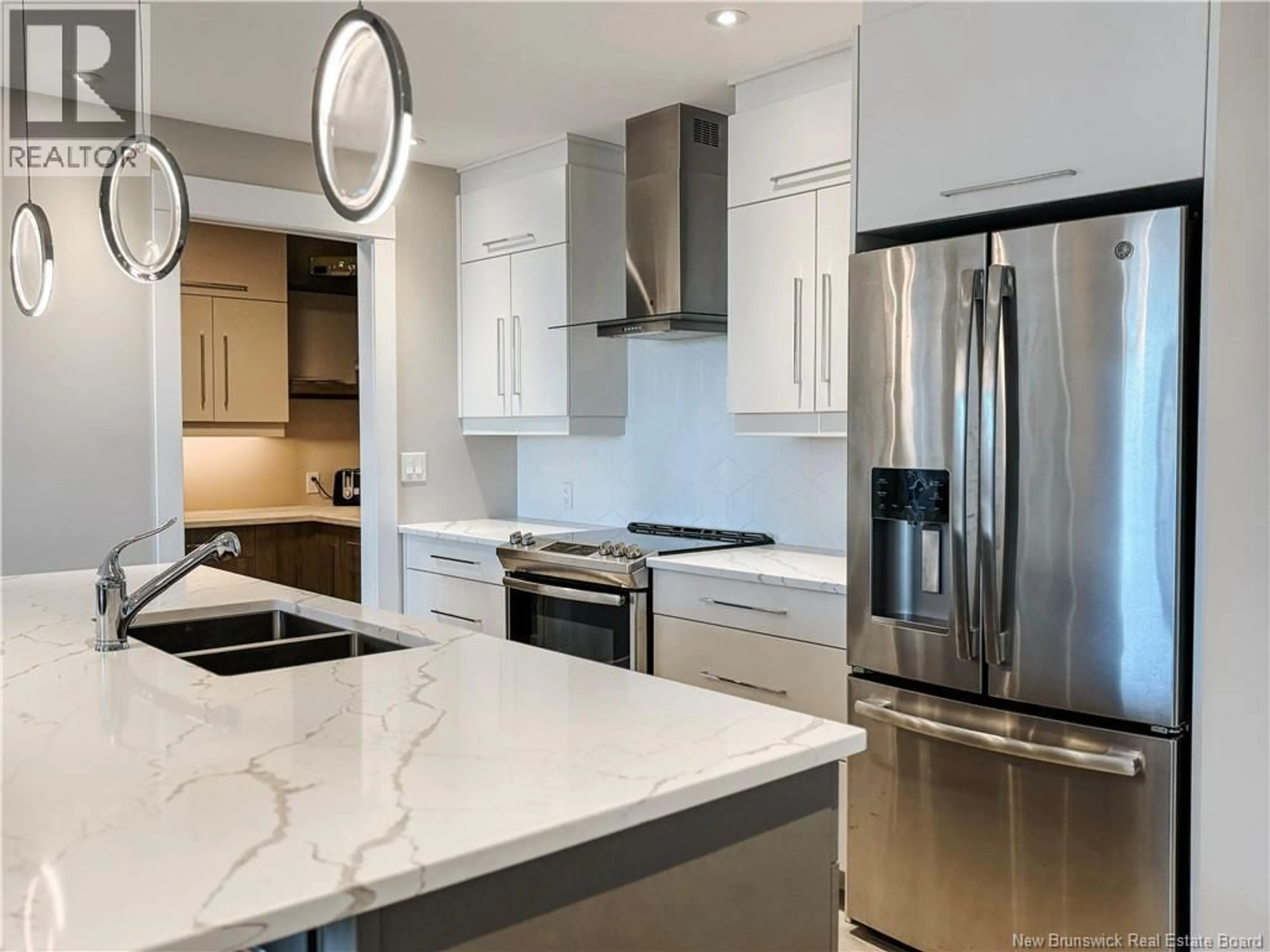 Contemporary kitchen, ceramic/tile floor for 712 - 55 QUEEN STREET, Moncton New Brunswick E1C1K2