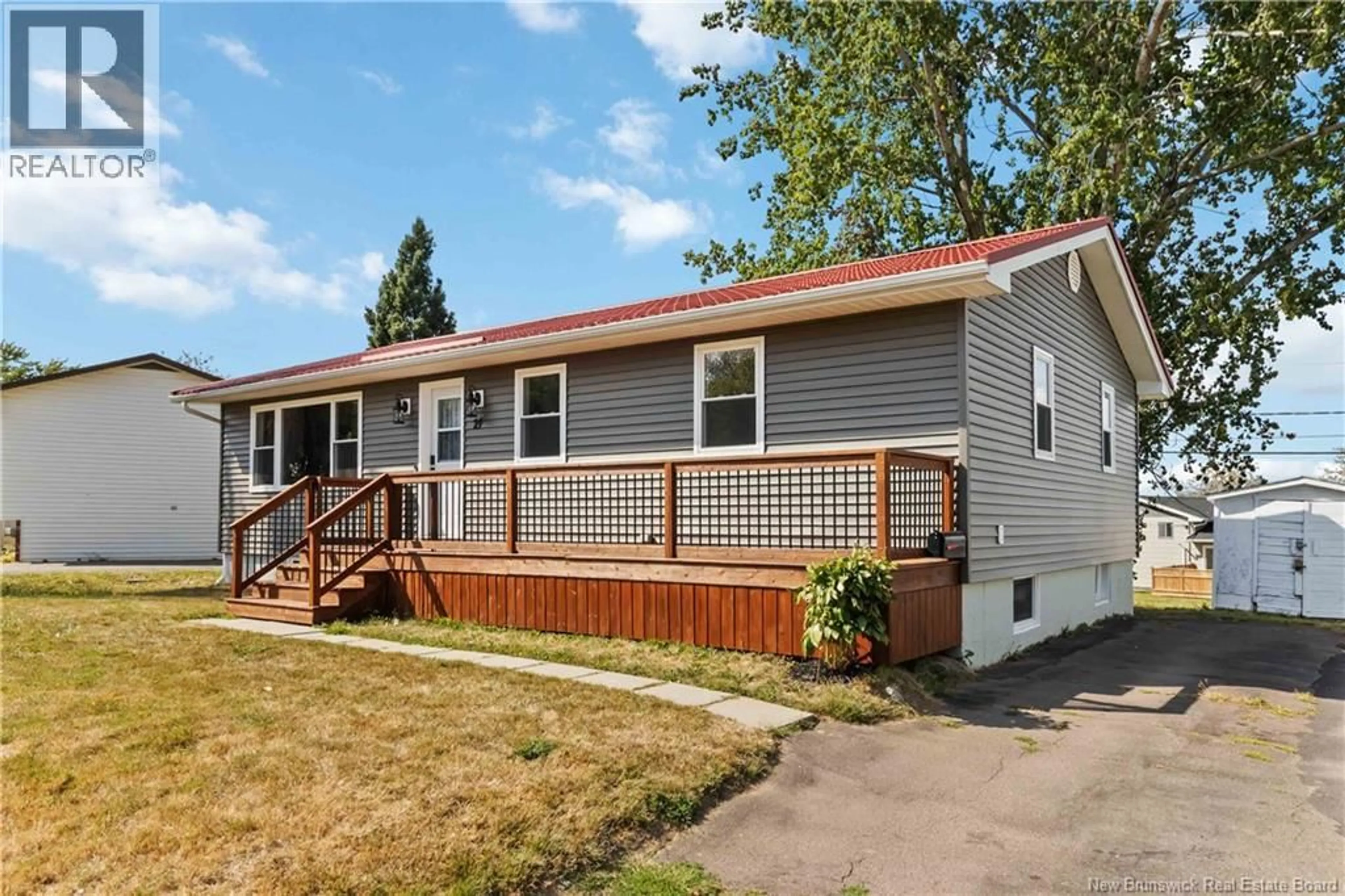 Home with vinyl exterior material, street for 21 TEESDALE STREET, Moncton New Brunswick E1A5K6