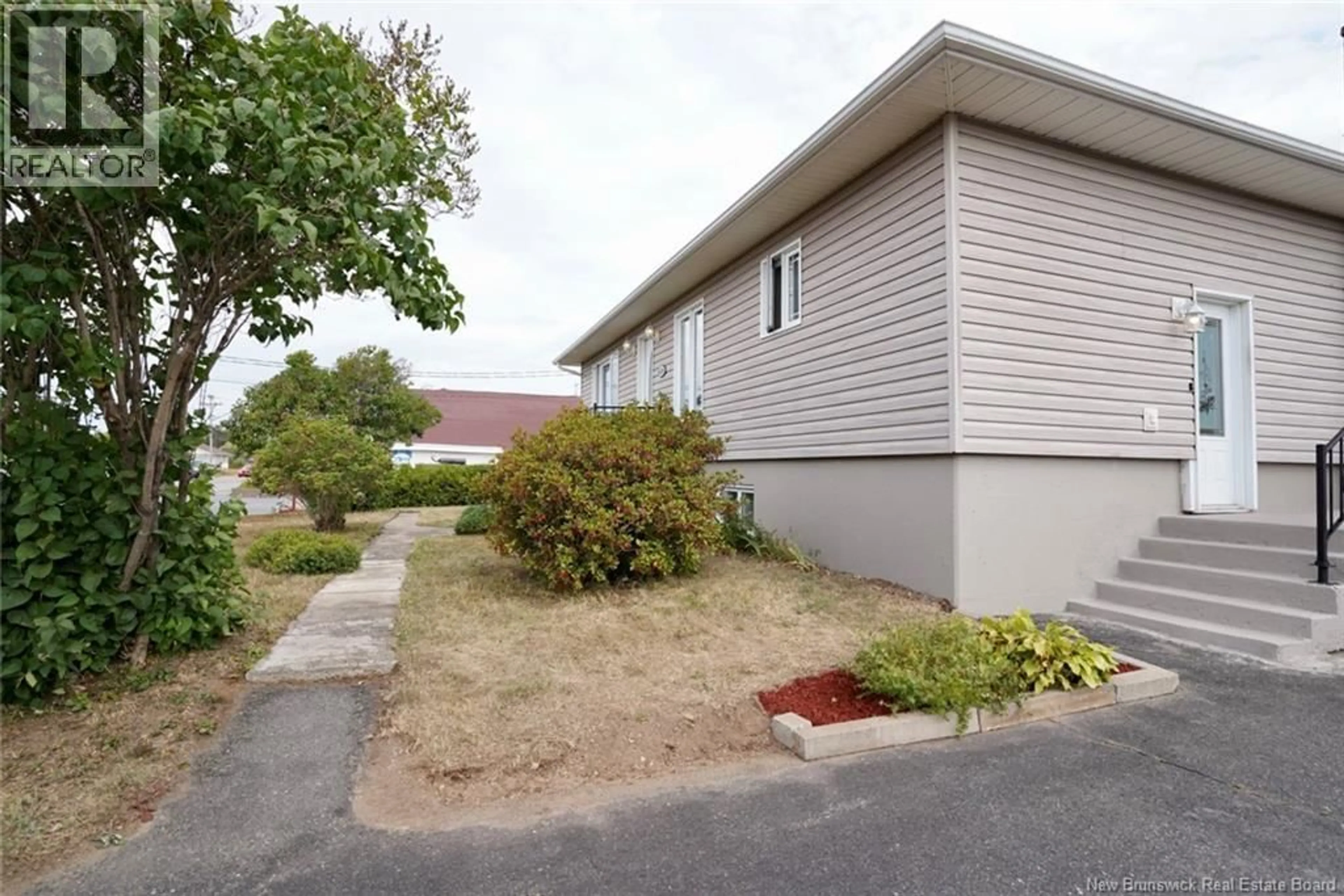 Unknown for 629 RUE PRINCIPALE, Beresford New Brunswick E8K1X6