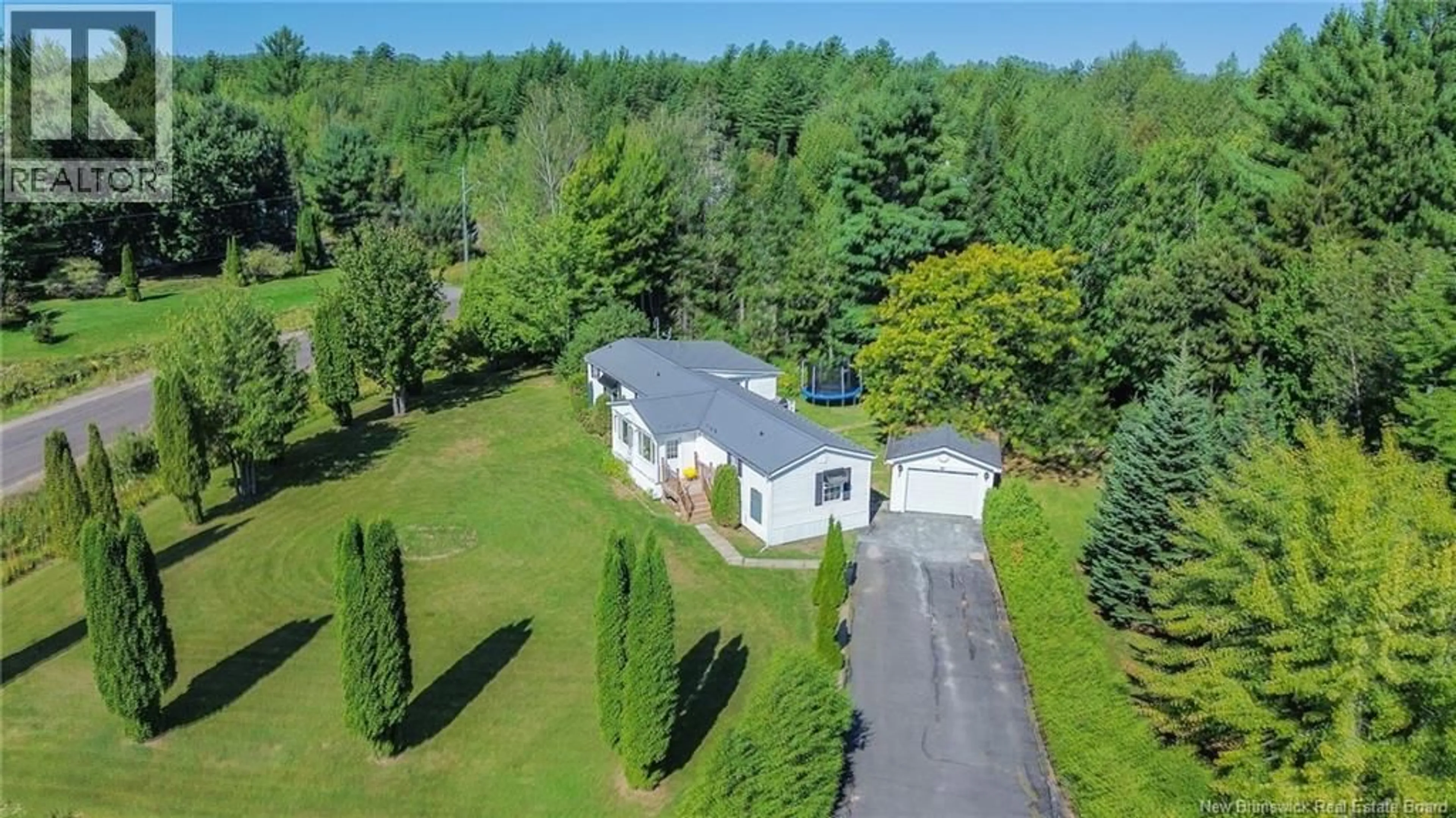 A pic from outside/outdoor area/front of a property/back of a property/a pic from drone, street for 27 PRESTIGE DRIVE, Lincoln New Brunswick E3B7J1