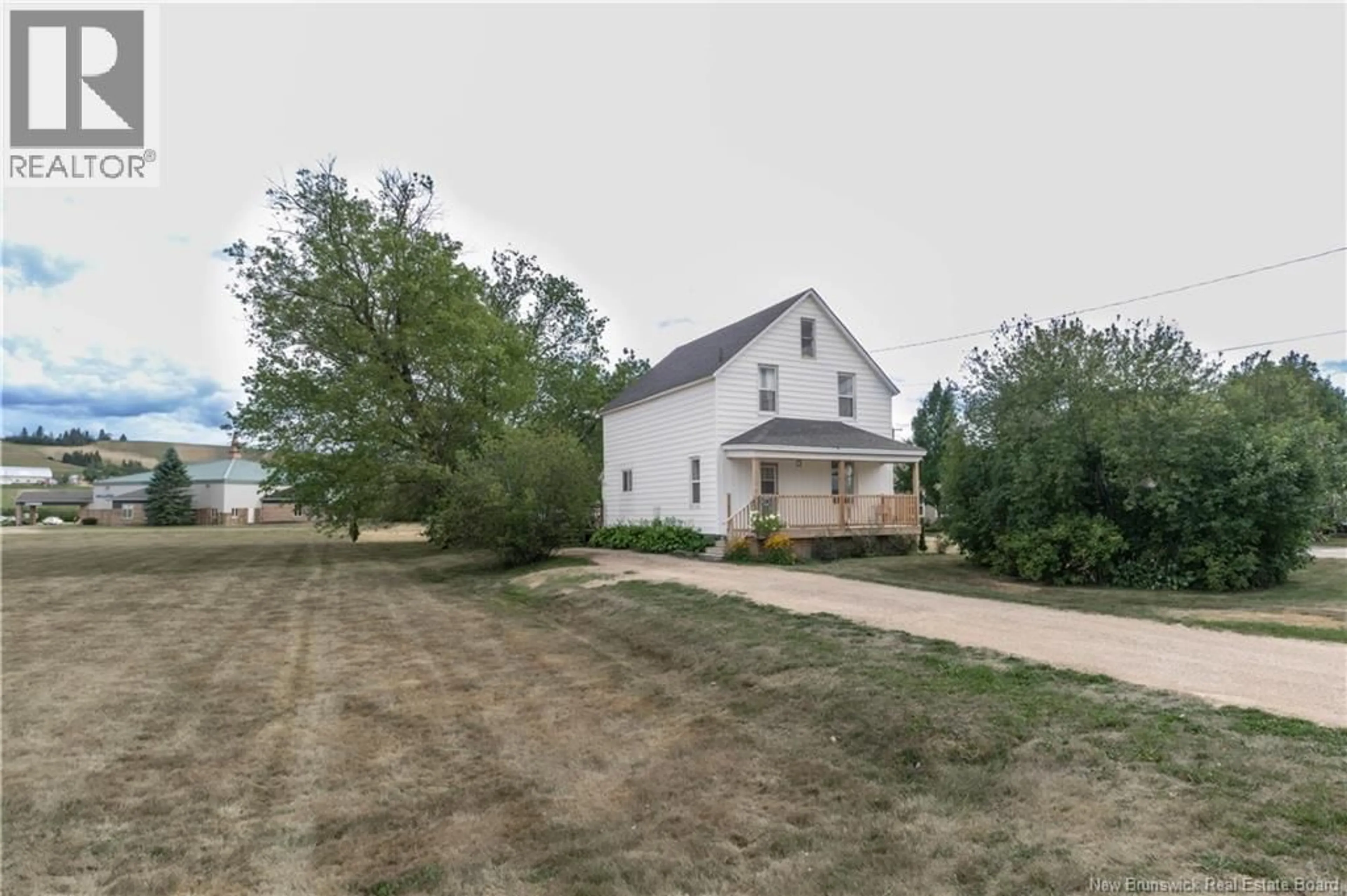 A pic from outside/outdoor area/front of a property/back of a property/a pic from drone, street for 290 ST. GEORGE STREET, Sussex New Brunswick E4E1G6