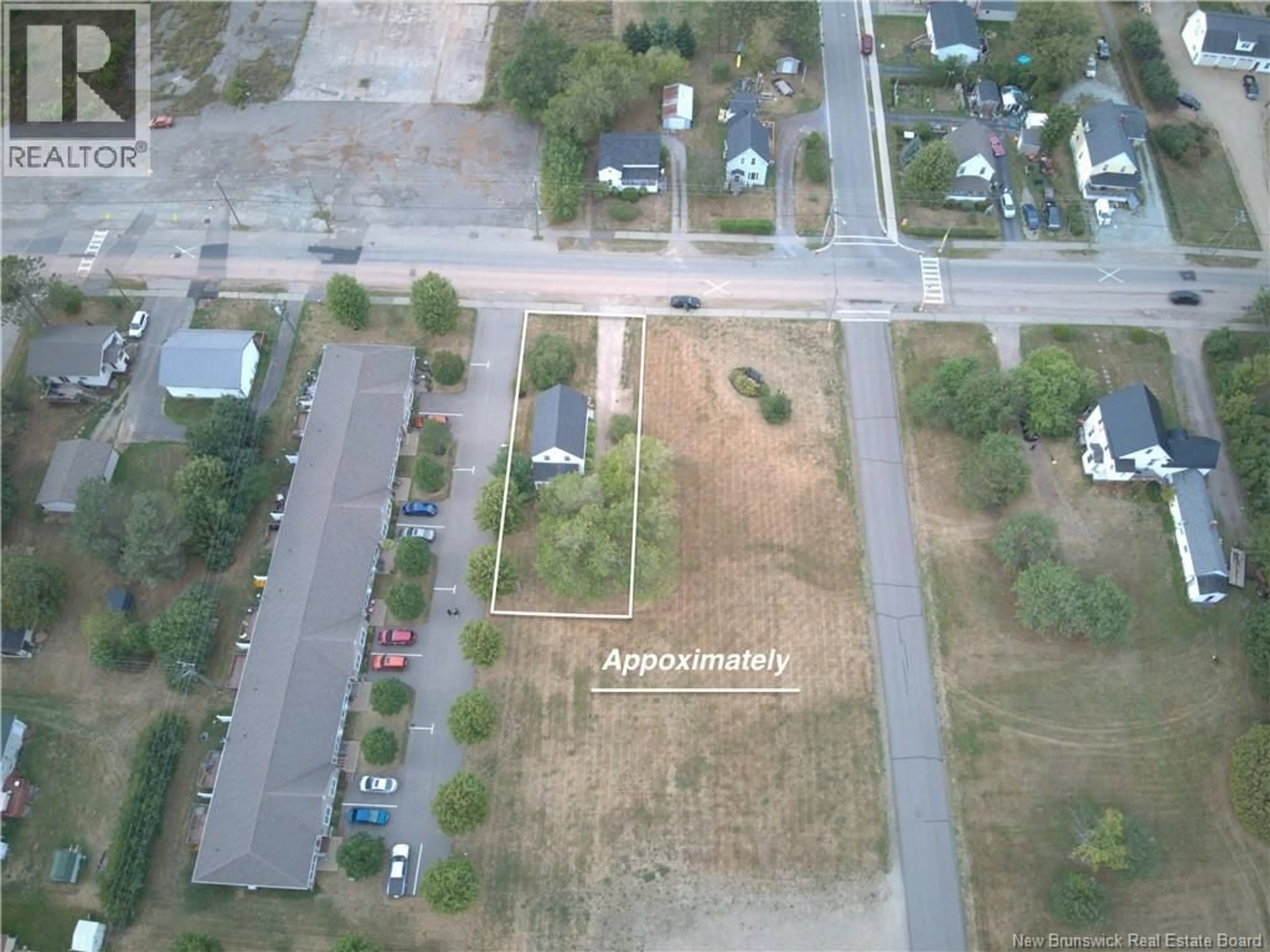 A pic from outside/outdoor area/front of a property/back of a property/a pic from drone, street for 290 ST. GEORGE STREET, Sussex New Brunswick E4E1G6