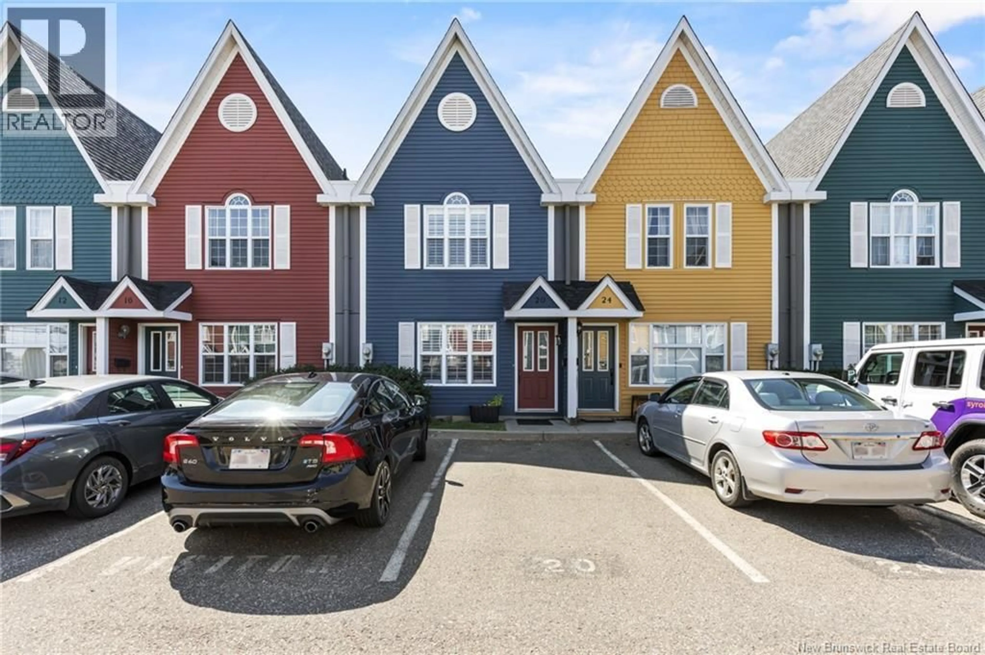 A pic from outside/outdoor area/front of a property/back of a property/a pic from drone, street for 20 FREDERICK LANE, Fredericton New Brunswick E3B9J6
