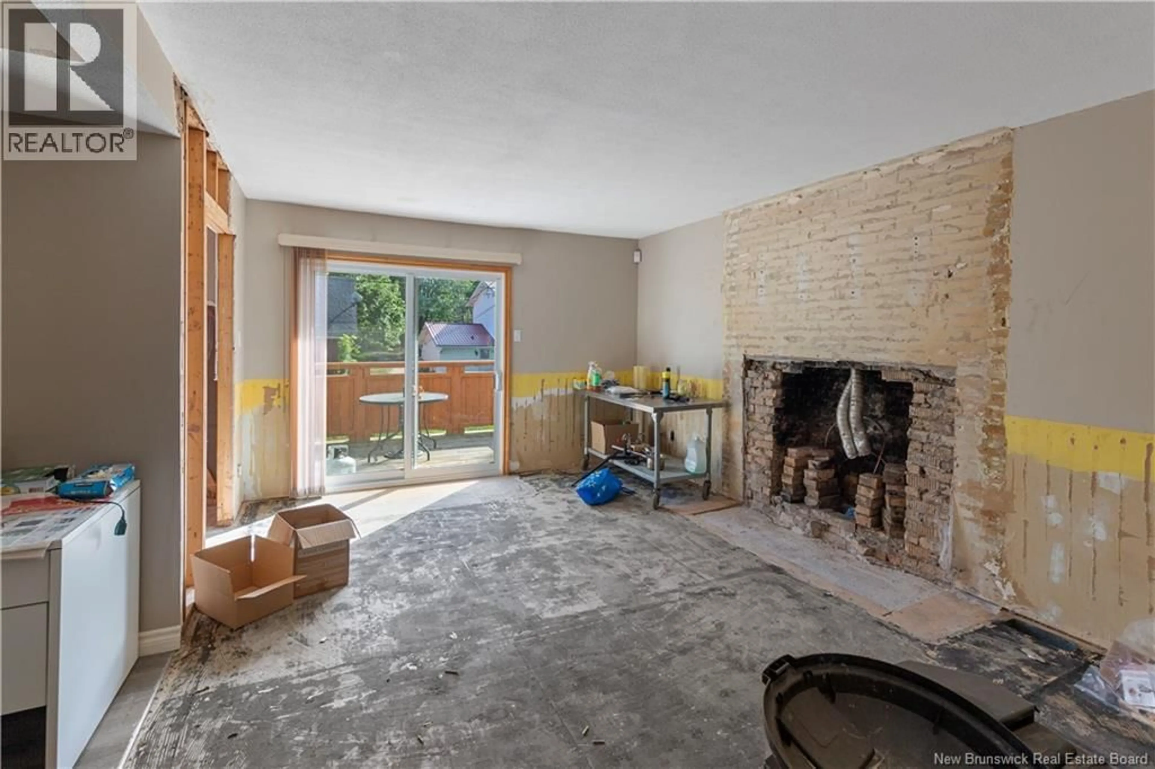 Living room with furniture, unknown for 37 BERKLEY DRIVE, Riverview New Brunswick E1B2L4
