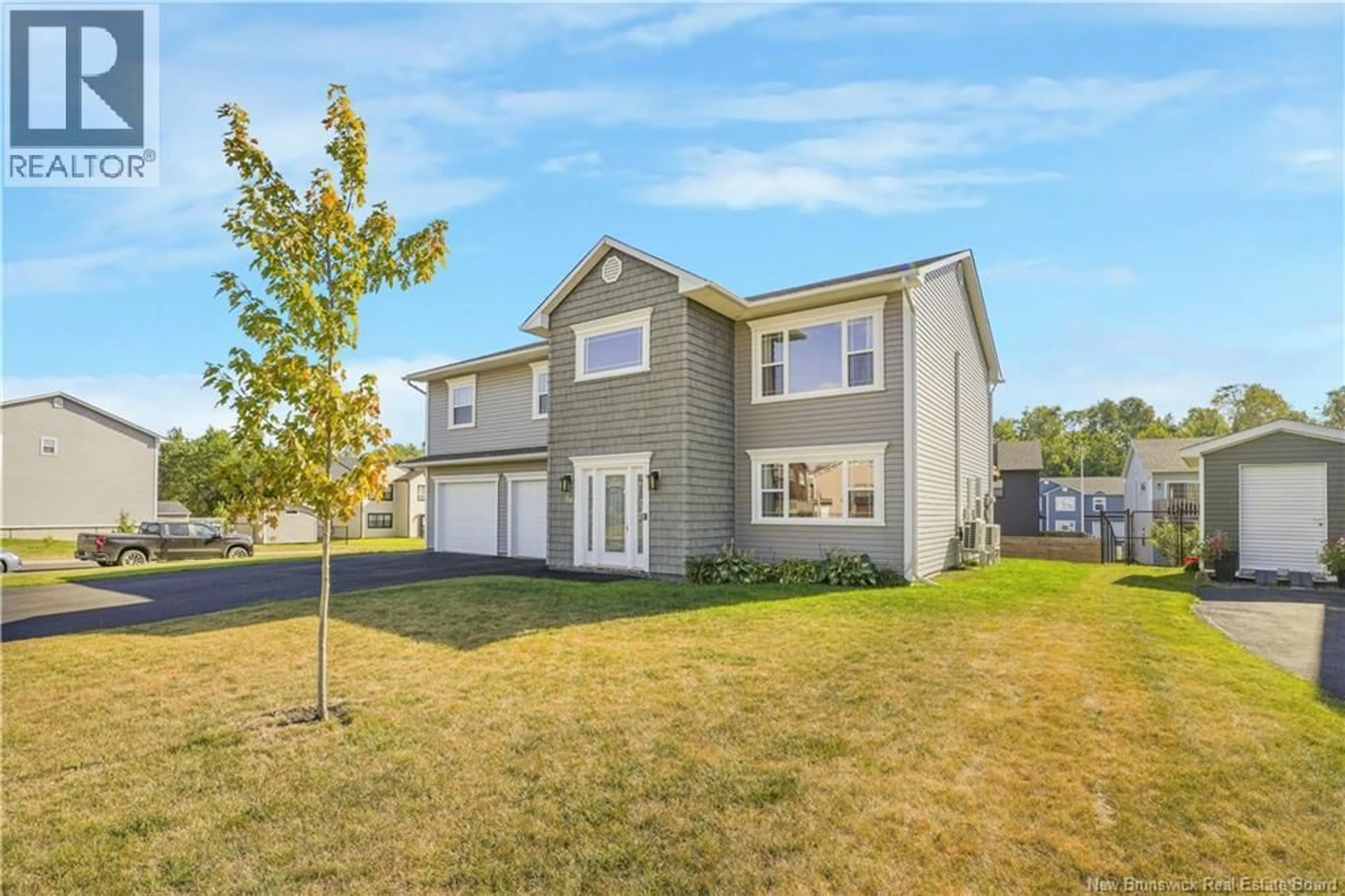 Home with vinyl exterior material, street for 36 BURNETT STREET, Oromocto New Brunswick E2V0J4