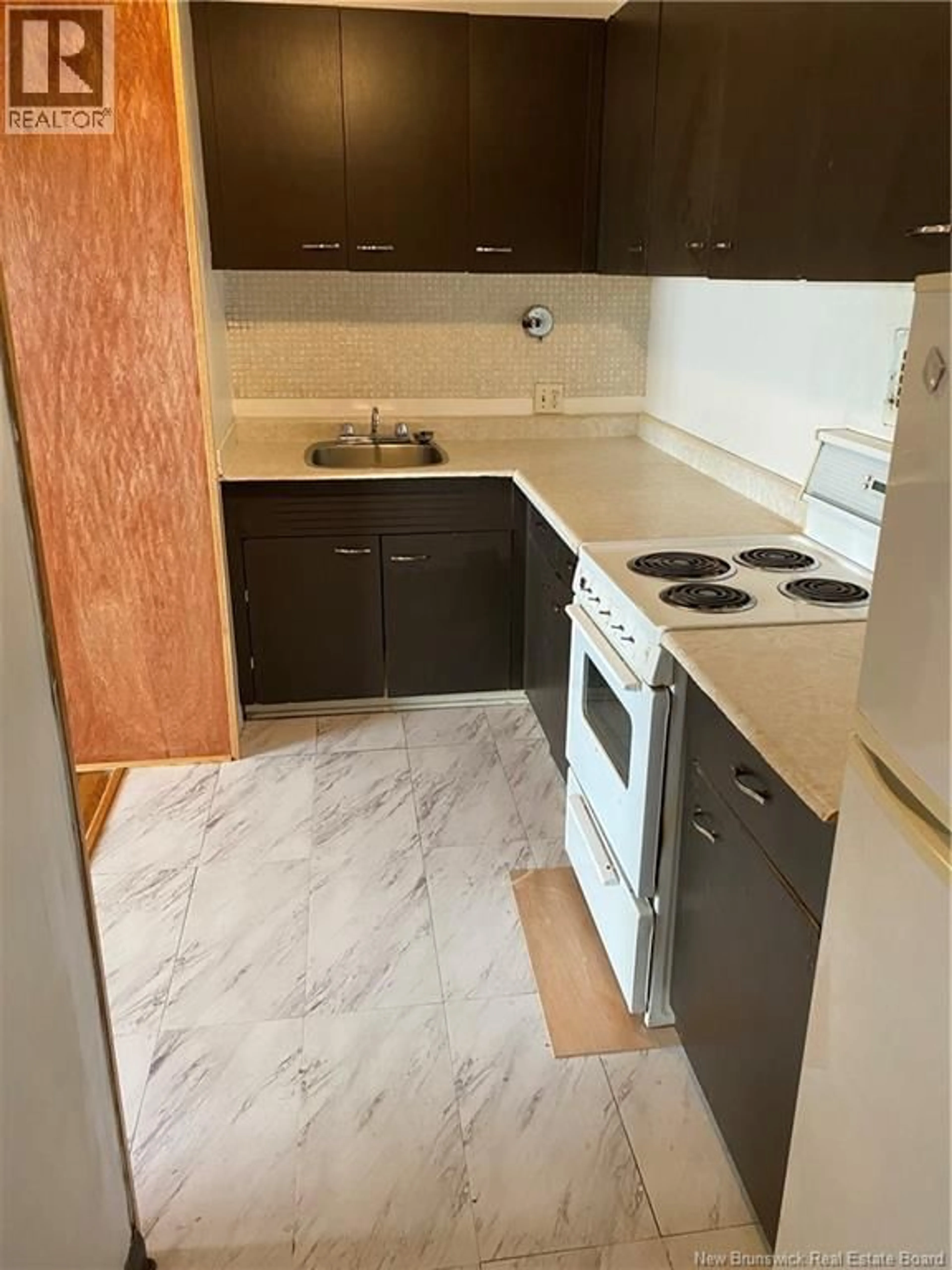 Standard kitchen, unknown for A33 - 500 DOUGLAS AVENUE, Saint John New Brunswick E2K1E7