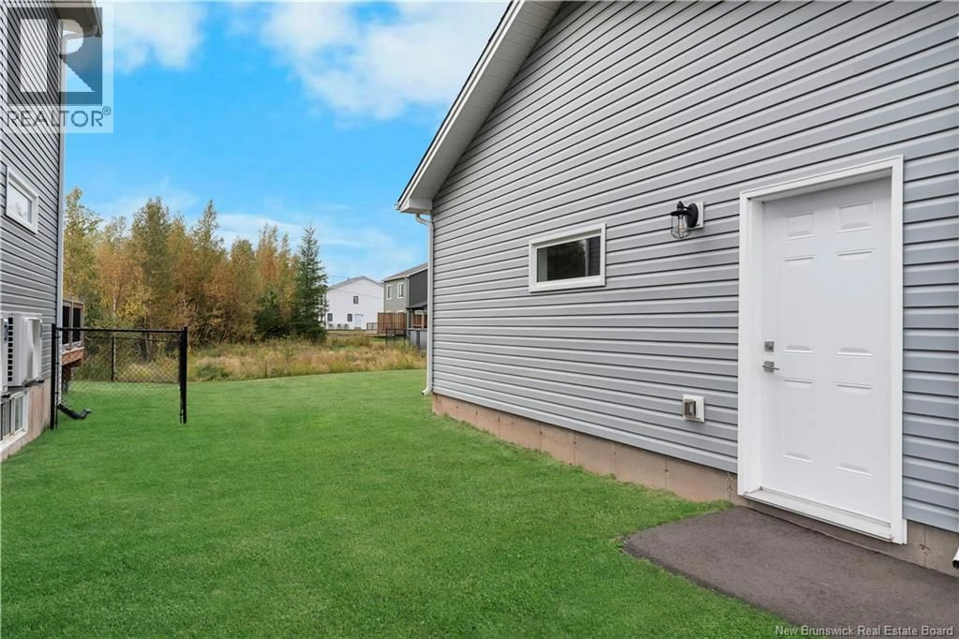 Unknown for 432 MAPLEHURST DRIVE, Moncton New Brunswick E1G6C9