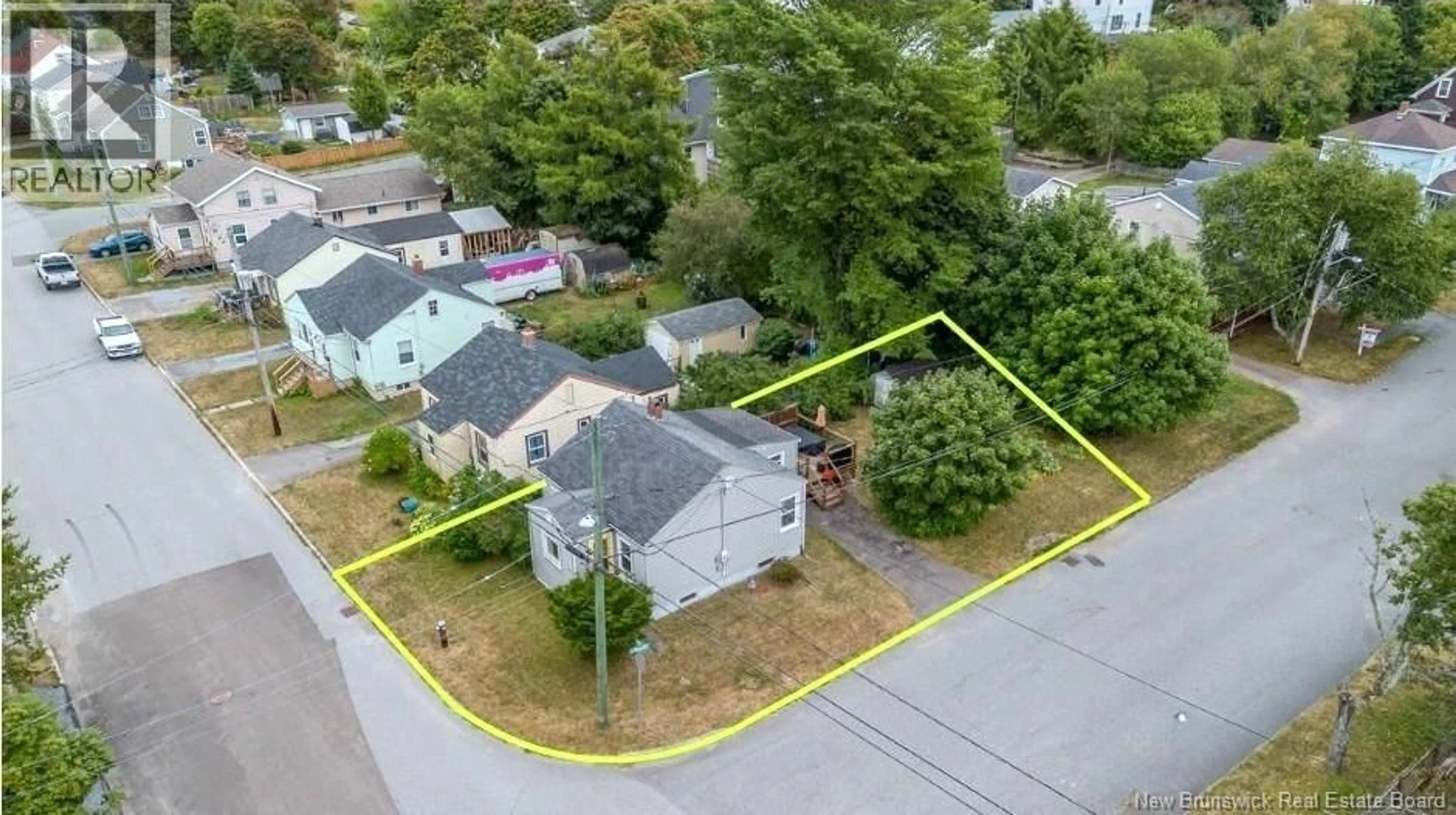 A pic from outside/outdoor area/front of a property/back of a property/a pic from drone, street for 50 EDITH AVENUE, Saint John New Brunswick E2J1P4