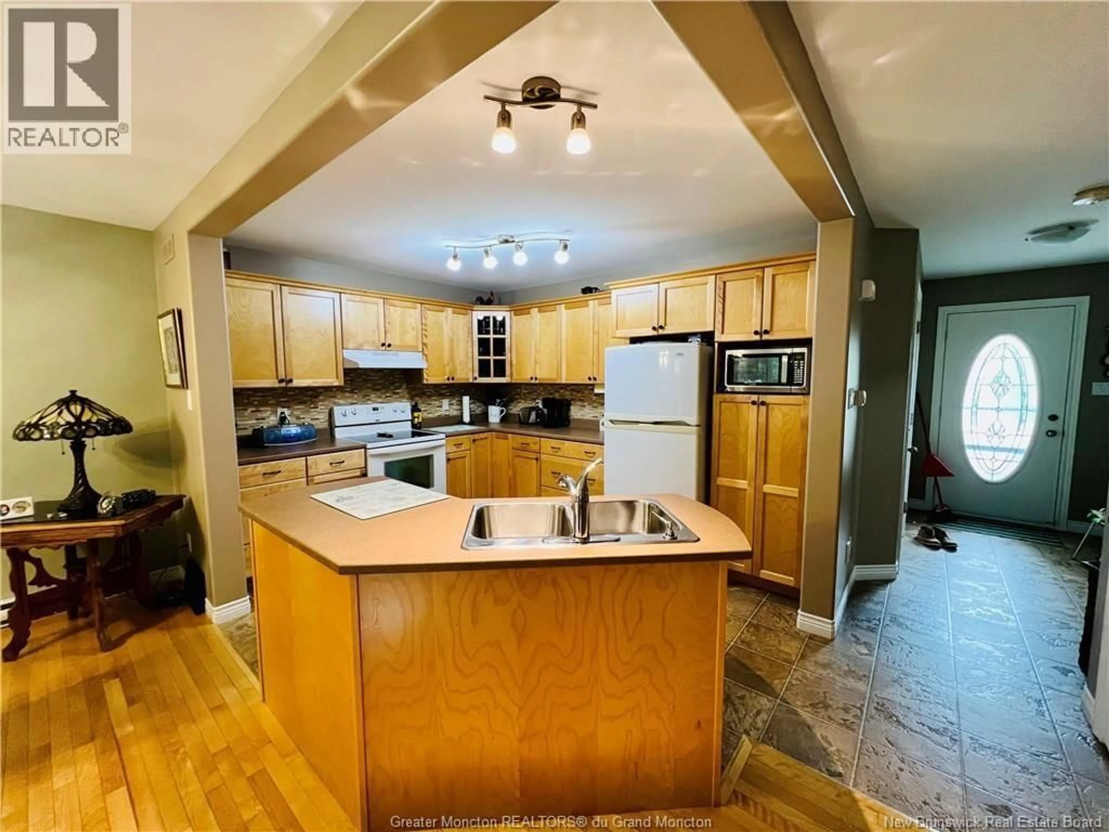Open concept kitchen, unknown for 148 DAMIEN STREET, Dieppe New Brunswick E1A0H3