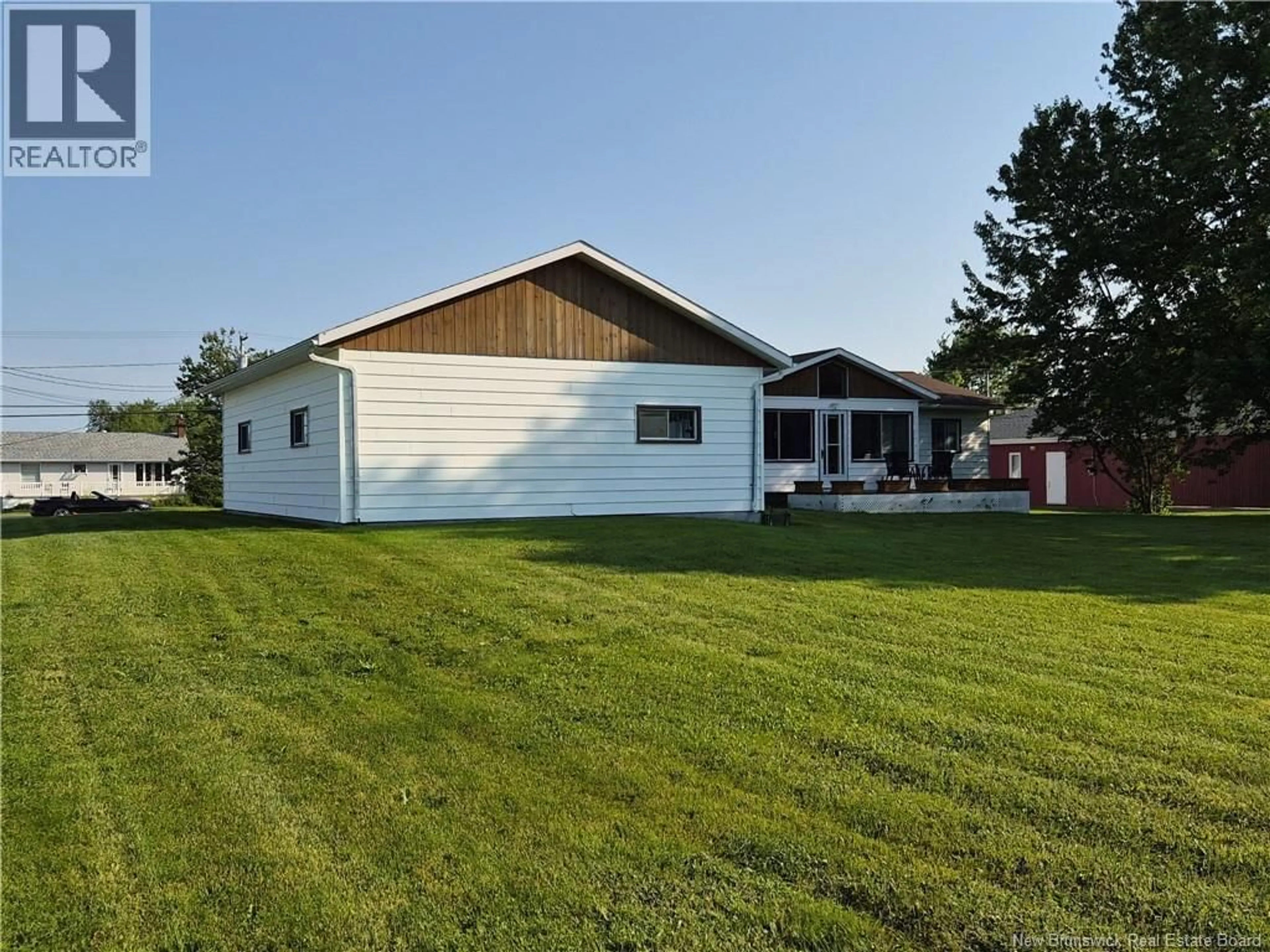 Home with vinyl exterior material, unknown for 1147 RUE FONDATEURS RUE, Paquetville New Brunswick E8R1B3