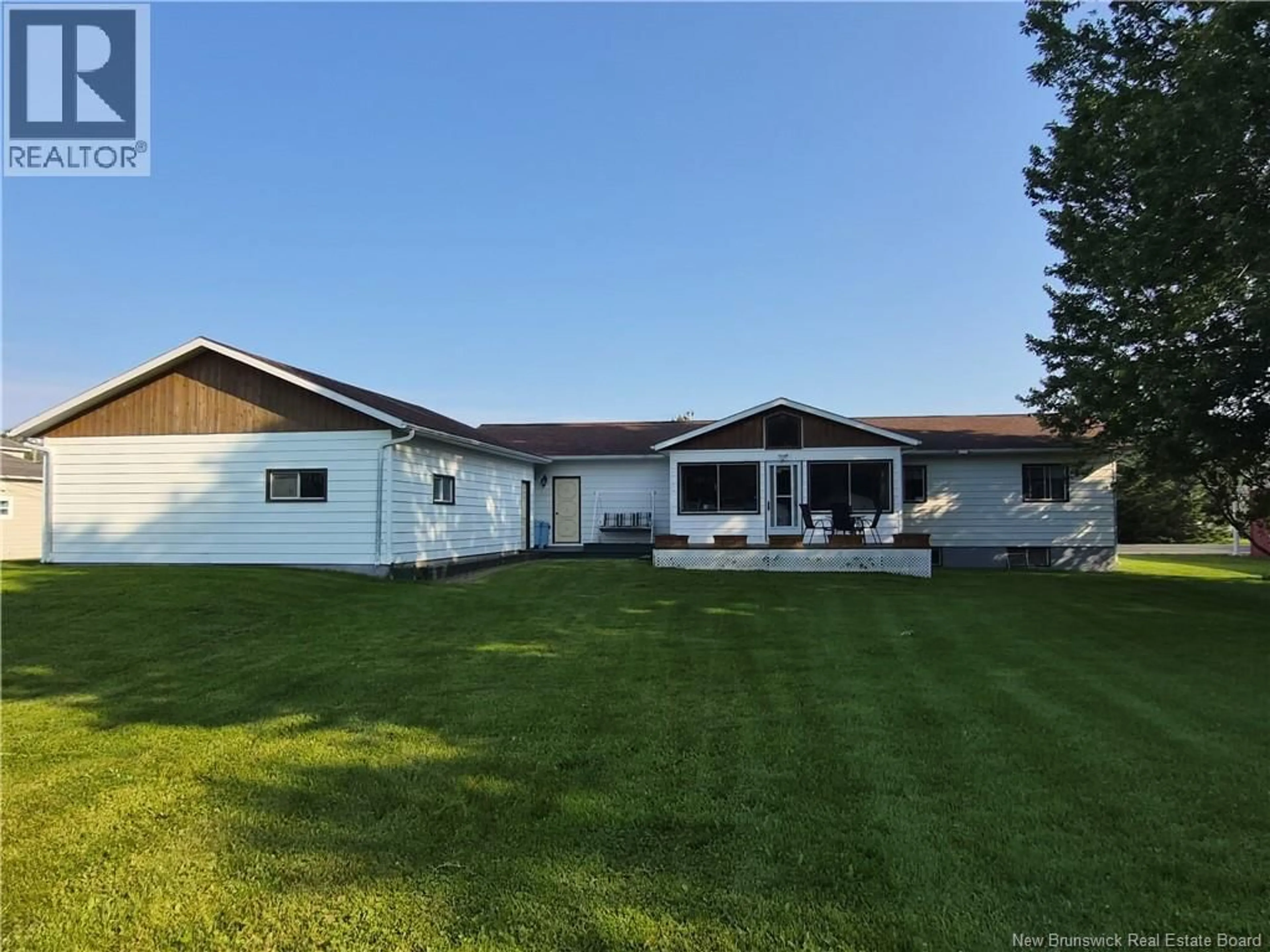 A pic from outside/outdoor area/front of a property/back of a property/a pic from drone, unknown for 1147 RUE FONDATEURS RUE, Paquetville New Brunswick E8R1B3