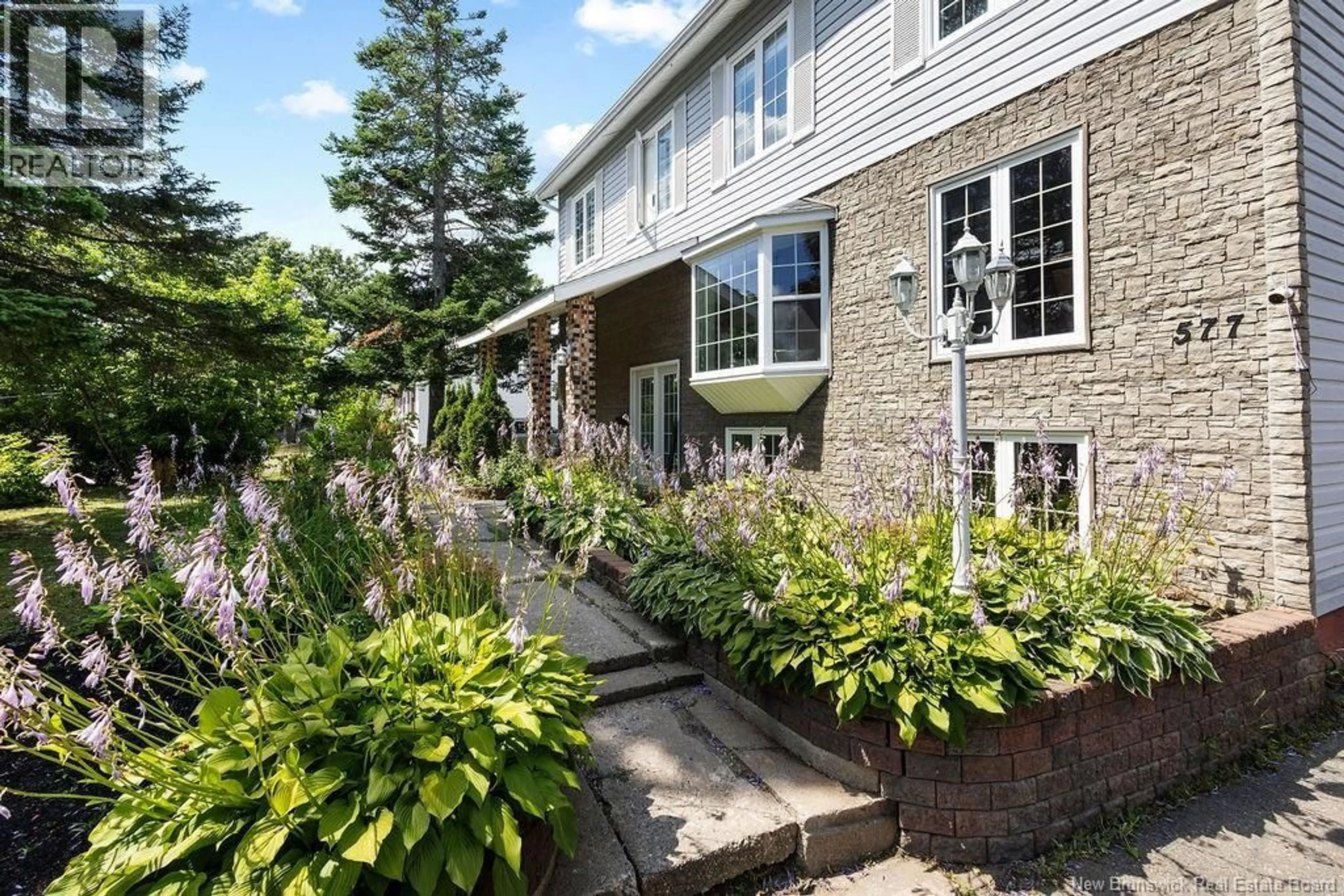 Patio, street for 577 ANDERSON STREET, Miramichi New Brunswick E1V1J1
