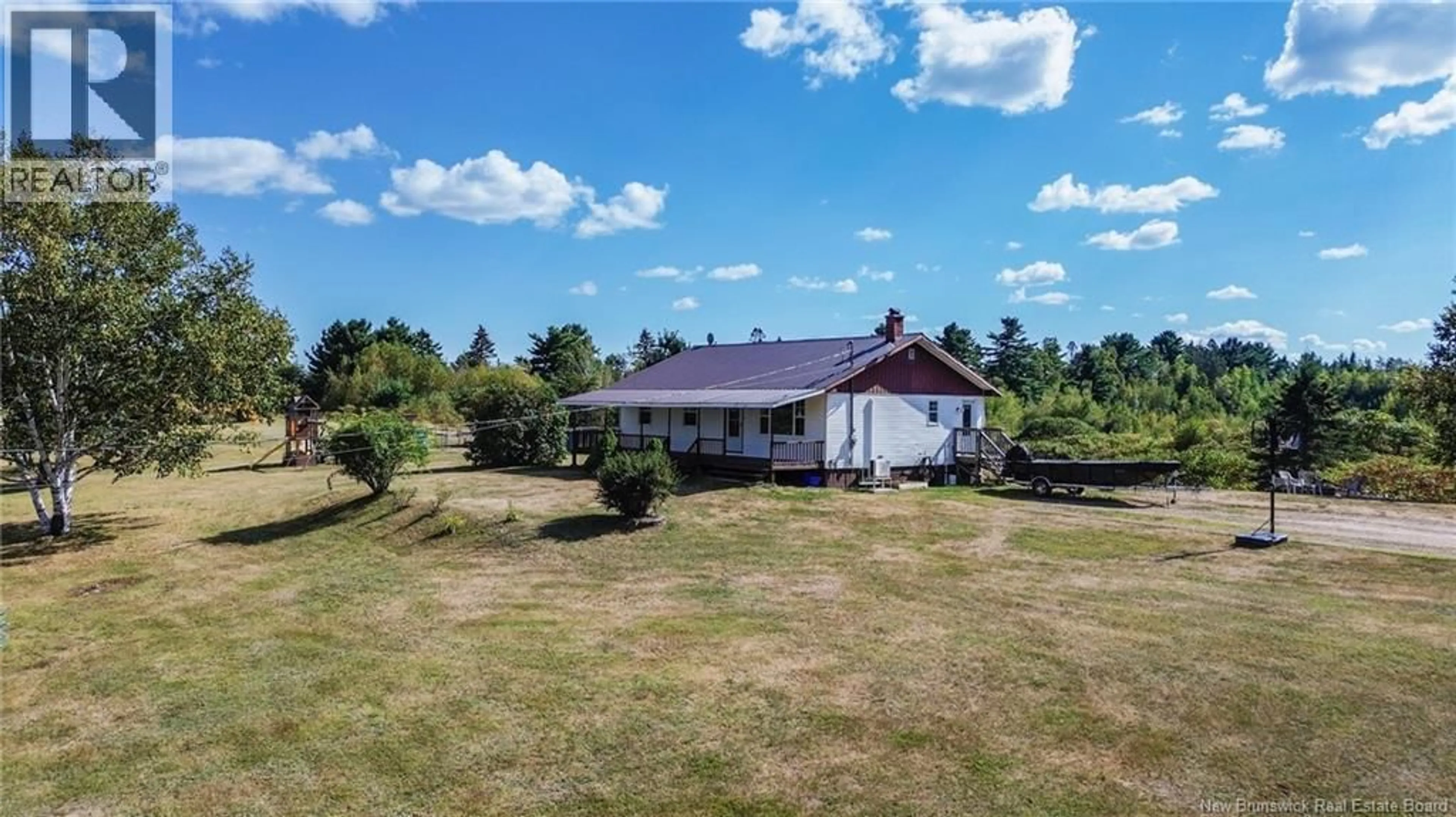 A pic from outside/outdoor area/front of a property/back of a property/a pic from drone, building for 198 UPPER COYTOWN ROAD, Upper Gagetown New Brunswick E5M1R2