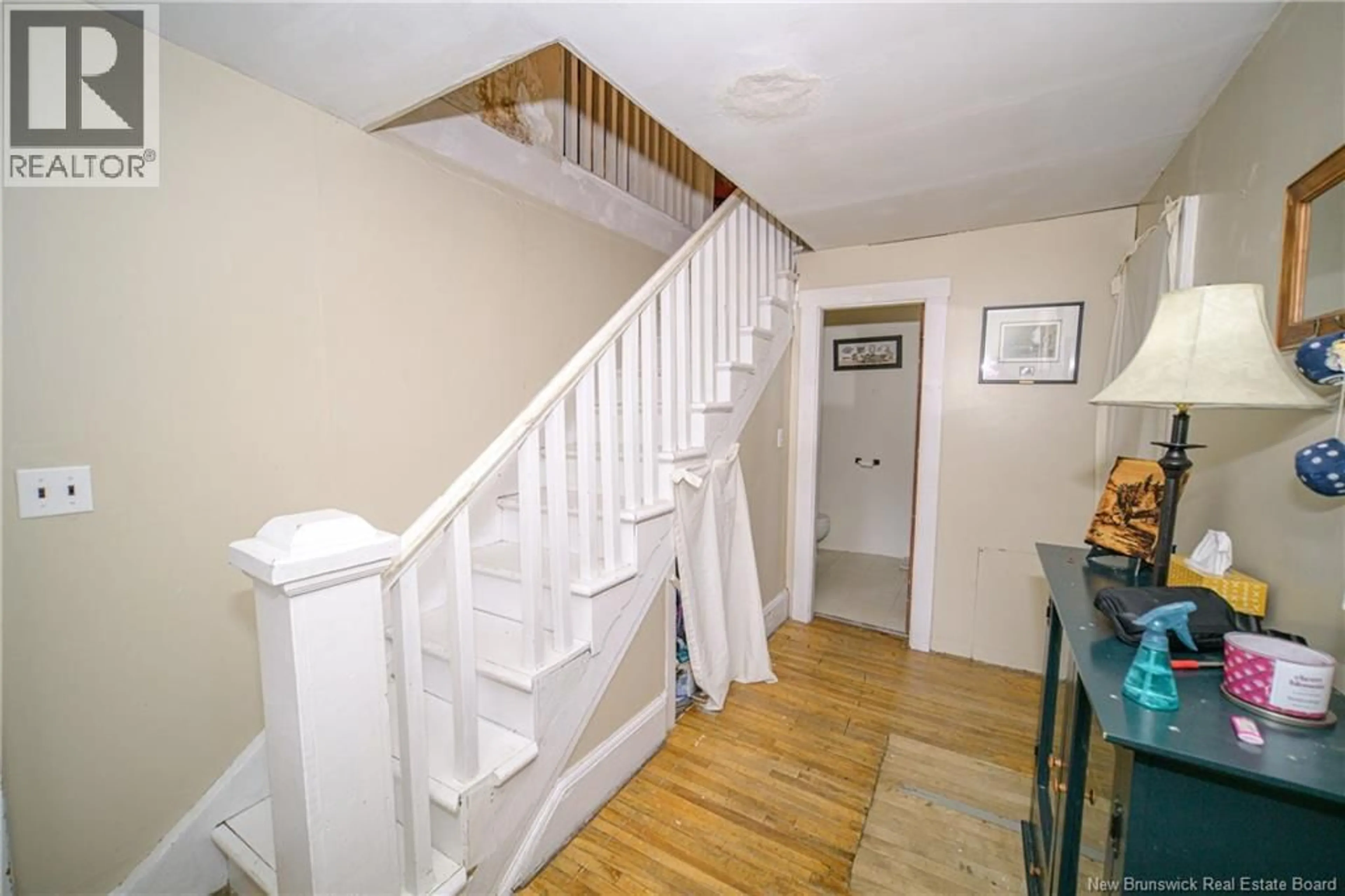 Stairs for 527 MAIN STREET, Doaktown New Brunswick E9C1W9