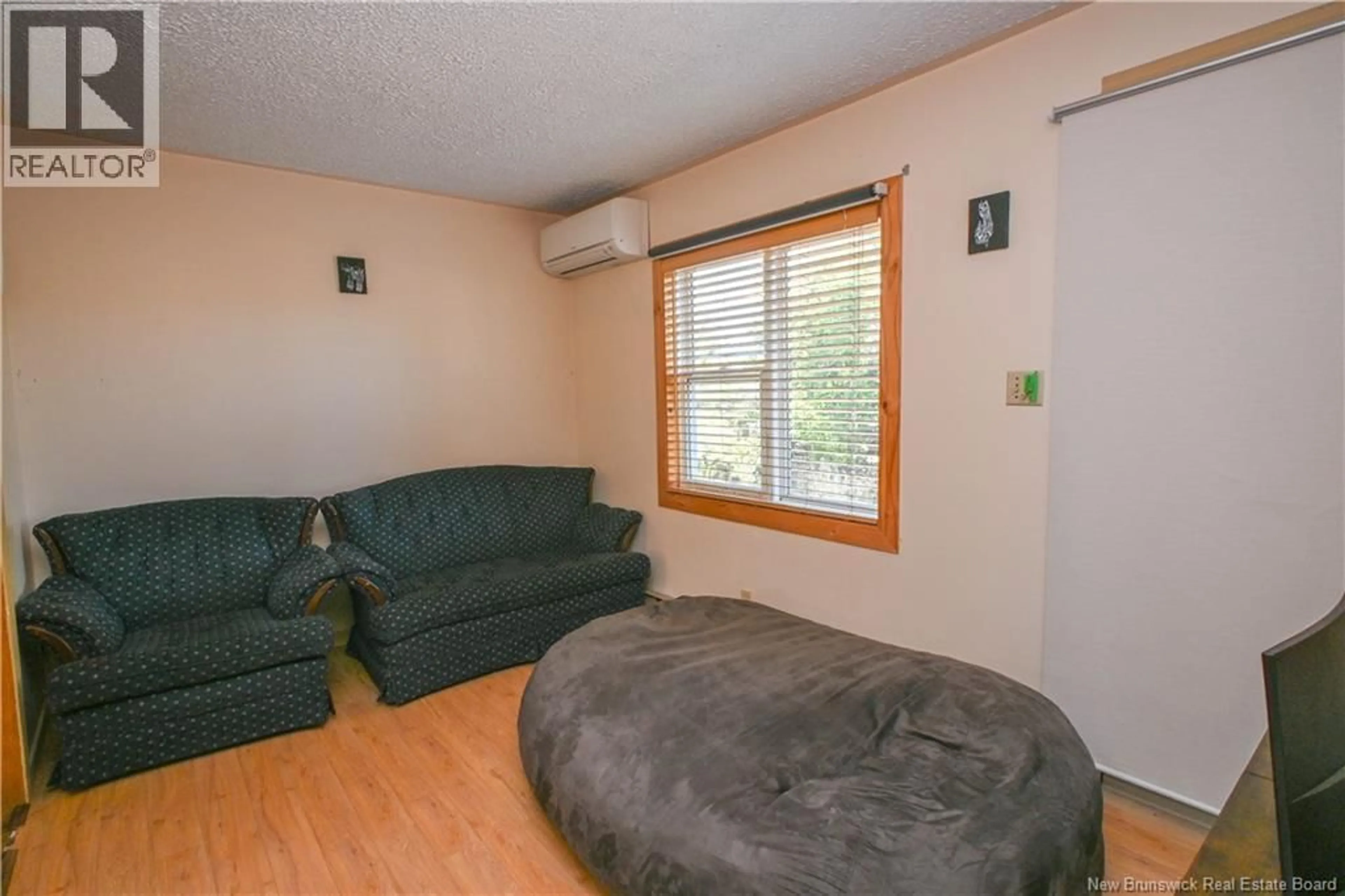 A pic of a room for 336 SAINT-PIERRE BOULEVARD, Caraquet New Brunswick E1W1A3