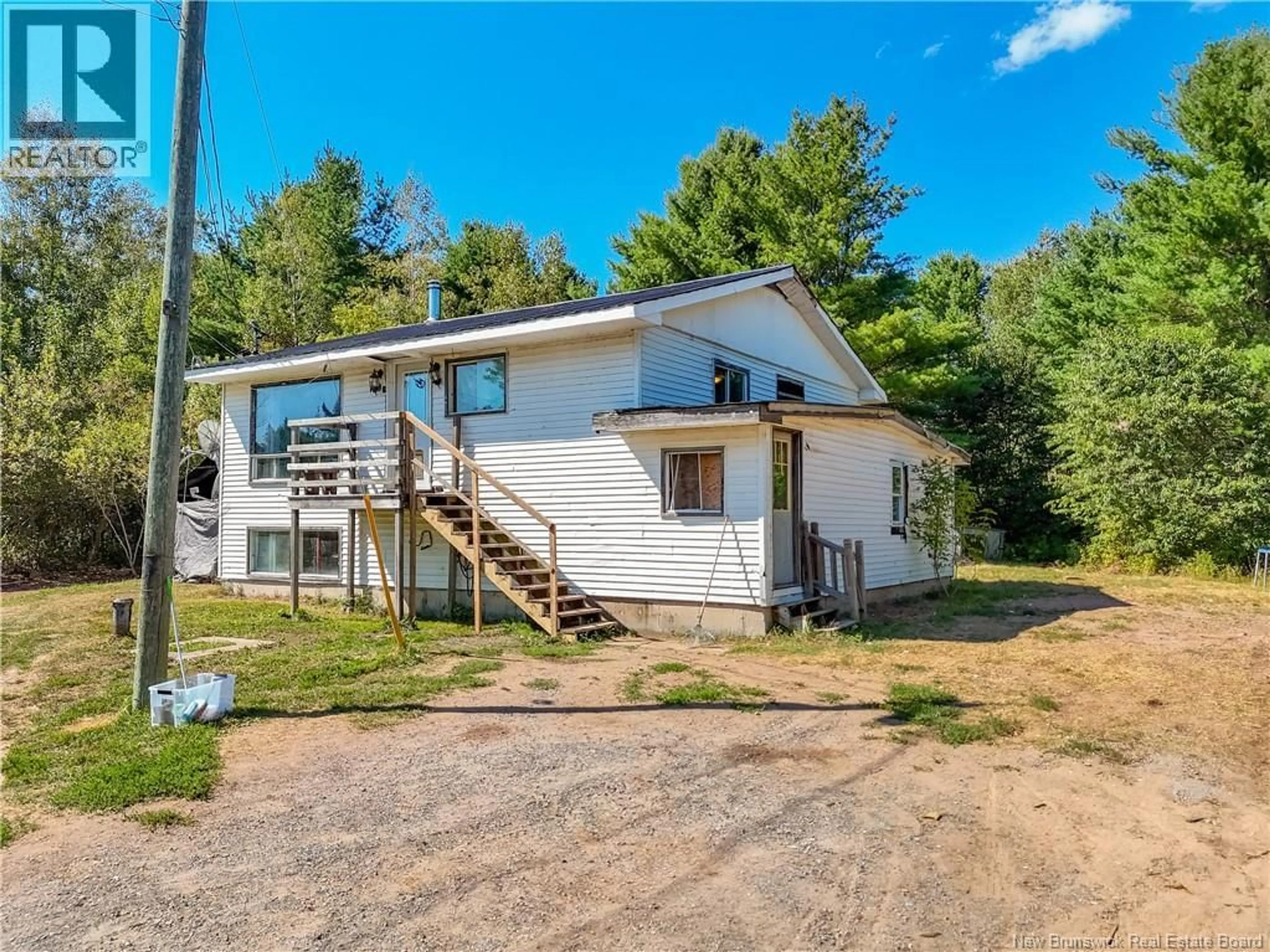 A pic from outside/outdoor area/front of a property/back of a property/a pic from drone, unknown for 100 RIVERSIDE DRIVE, Fredericton Junction New Brunswick E5L1V7