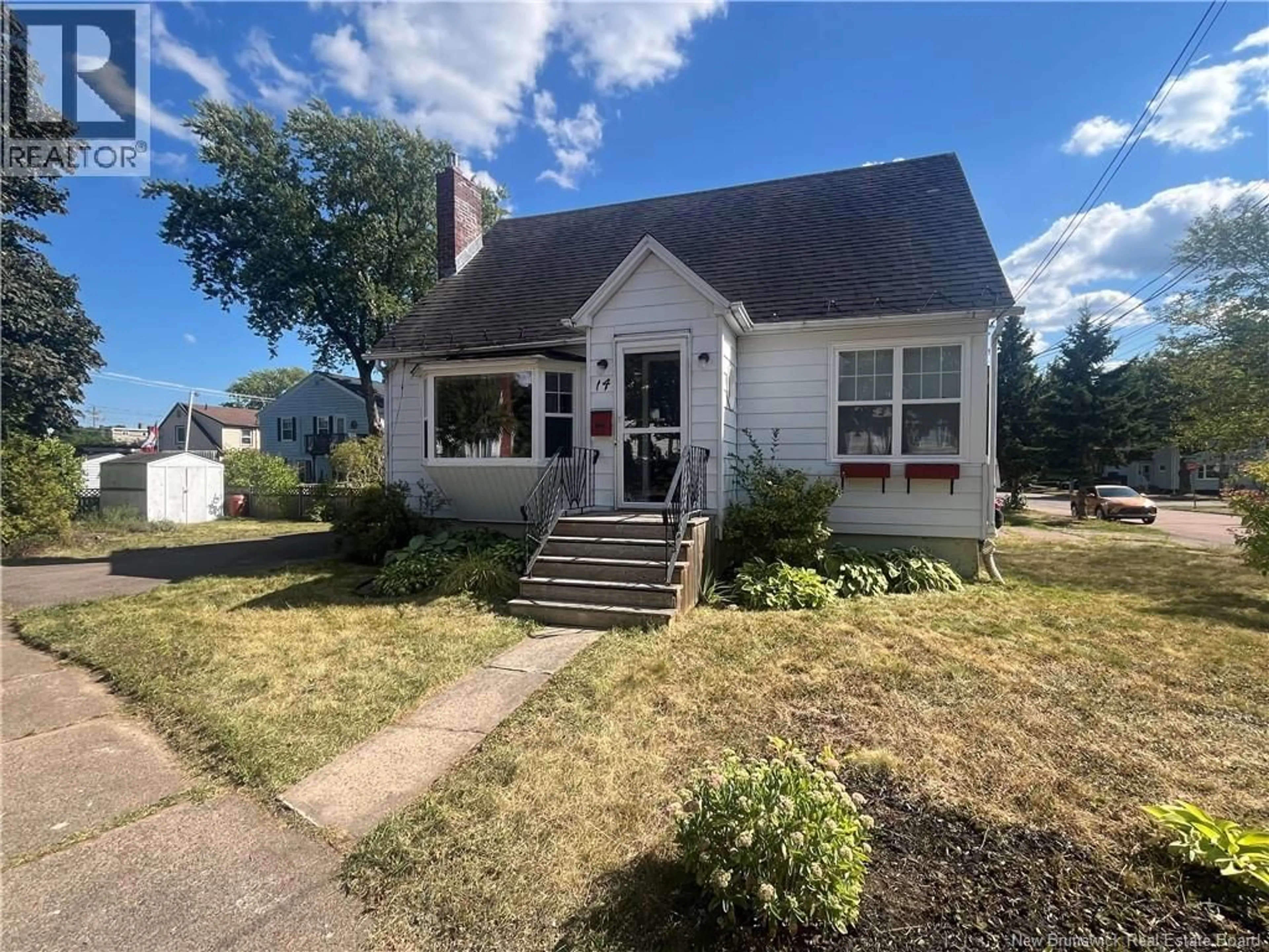Home with vinyl exterior material, street for 14 WELLINGTON AVENUE, Moncton New Brunswick E1E2A8