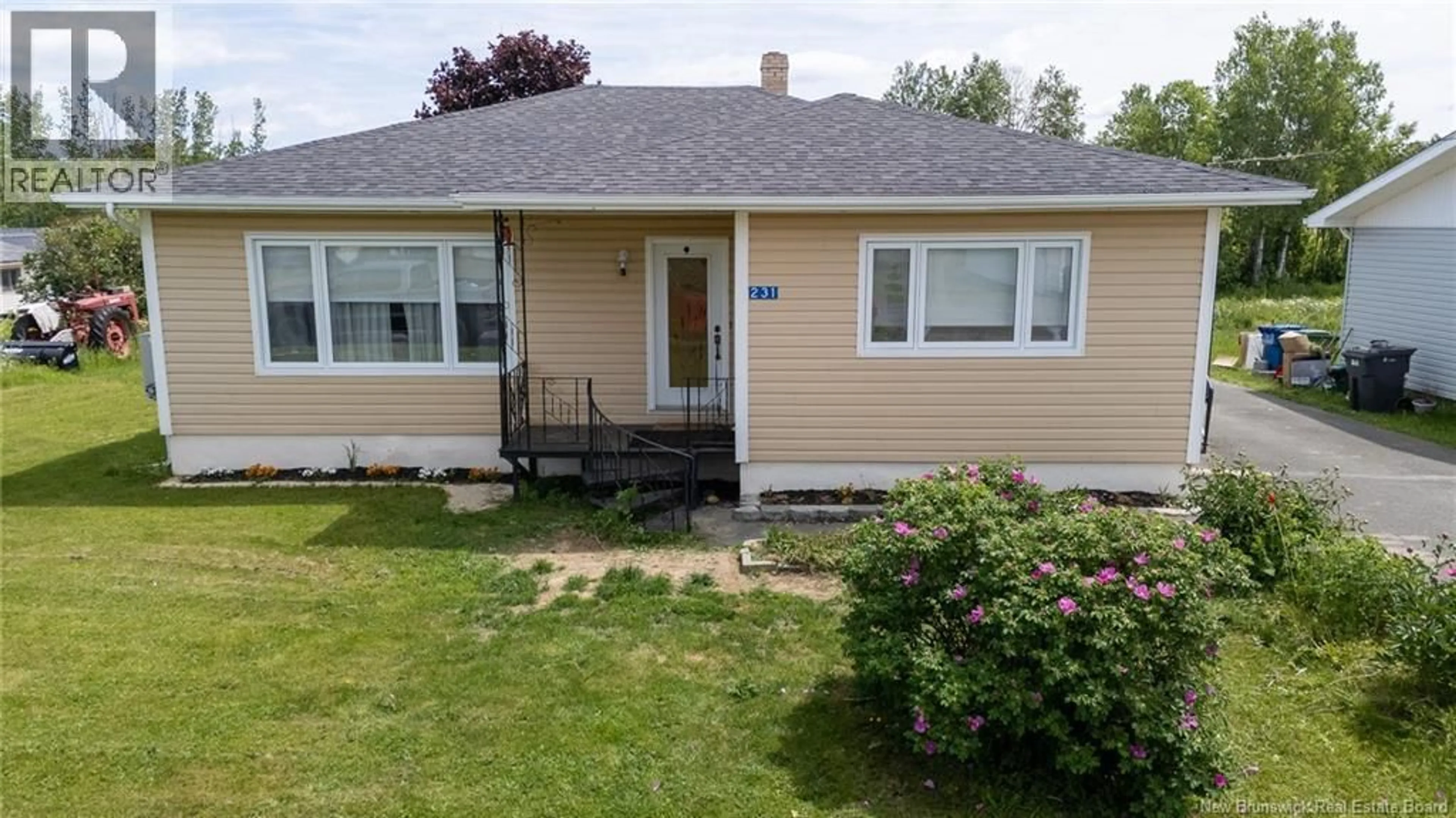 Home with vinyl exterior material, street for 231 PRINCIPALE STREET, Eel River Crossing New Brunswick E8E1S4